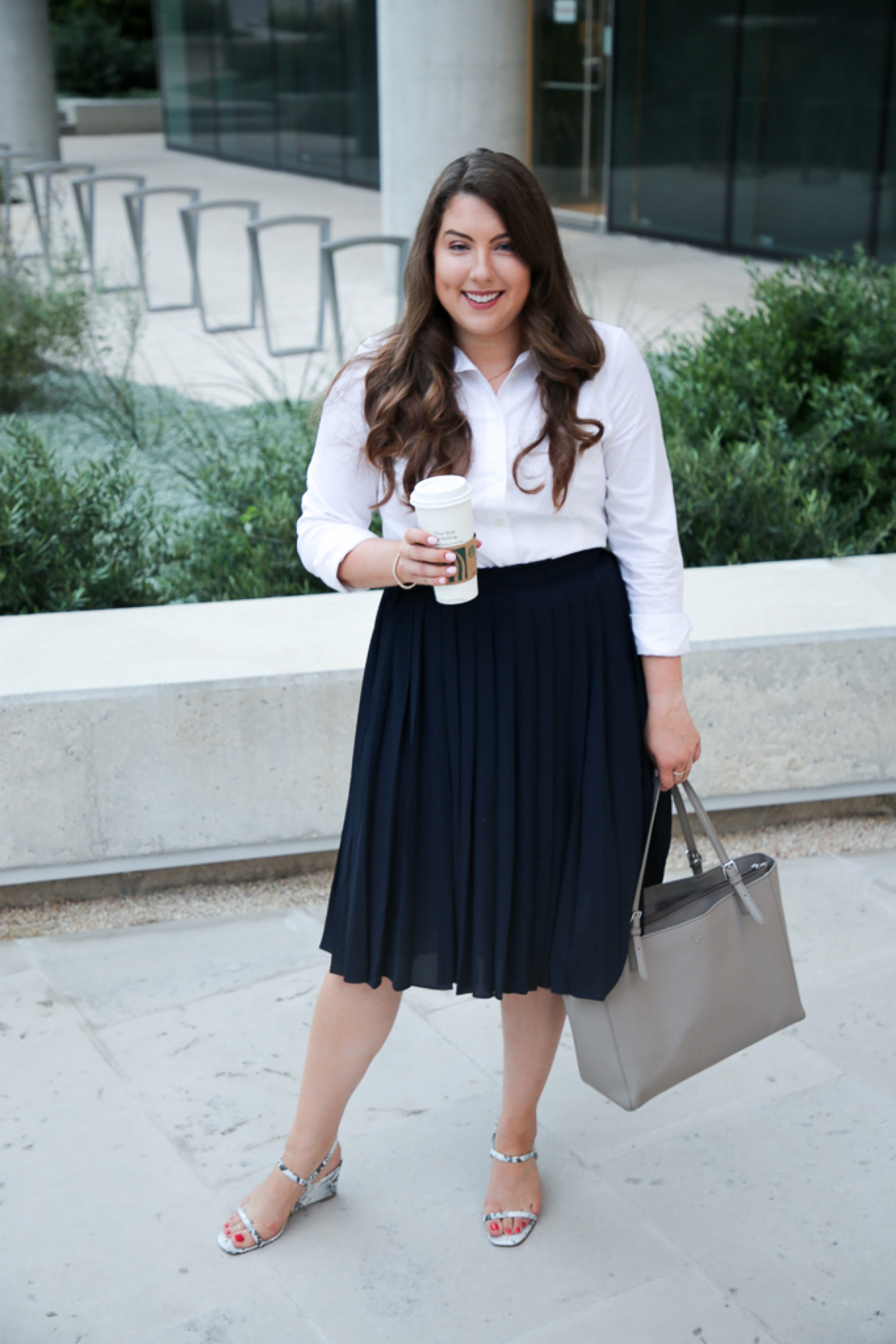 Womens business professional workwear and business casual workwear and office outfits midsize outfit midsize style 

#LTKcurves #LTKworkwear #LTKstyletip