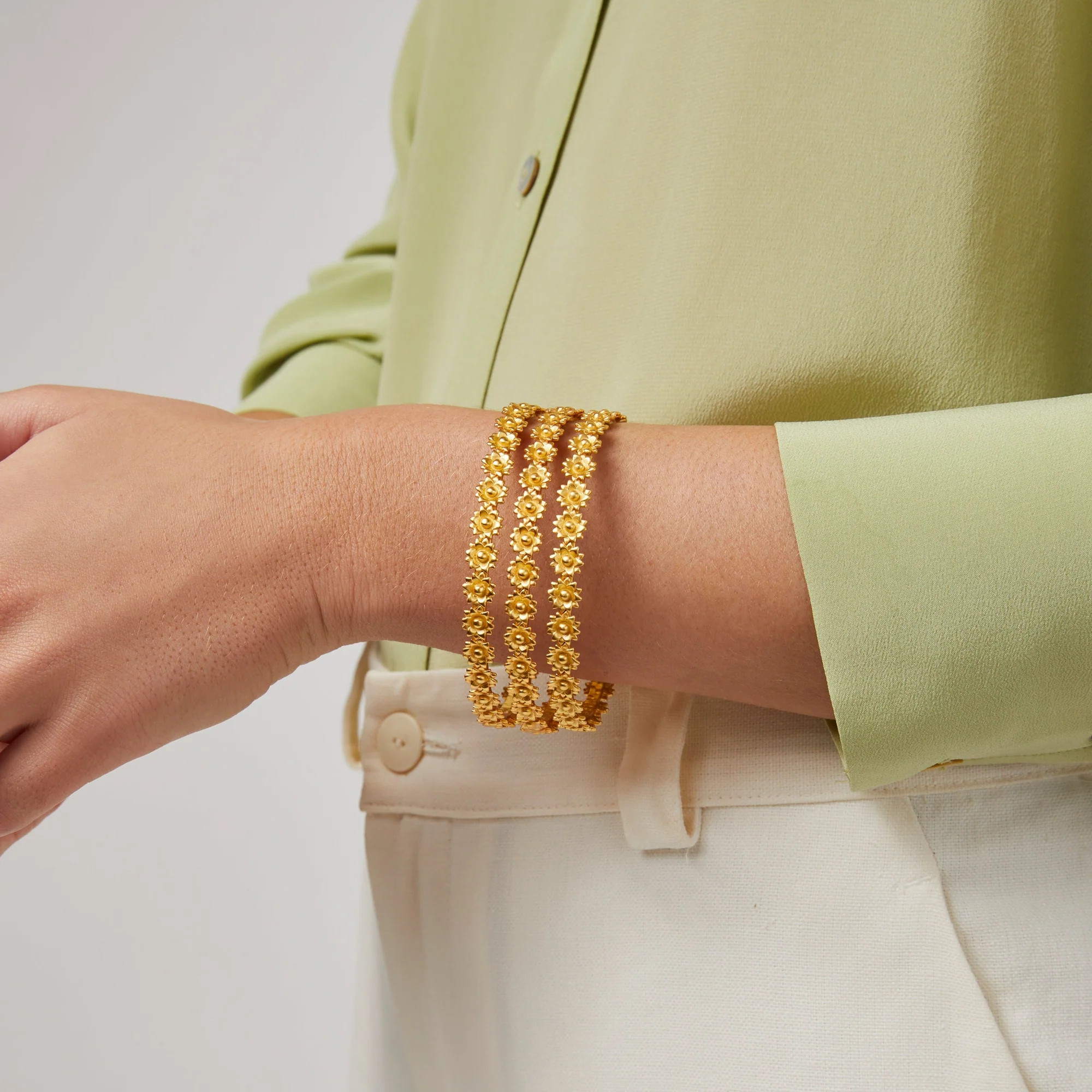 Flora Gold Stacking Bangle | Julie Vos | Julie Vos