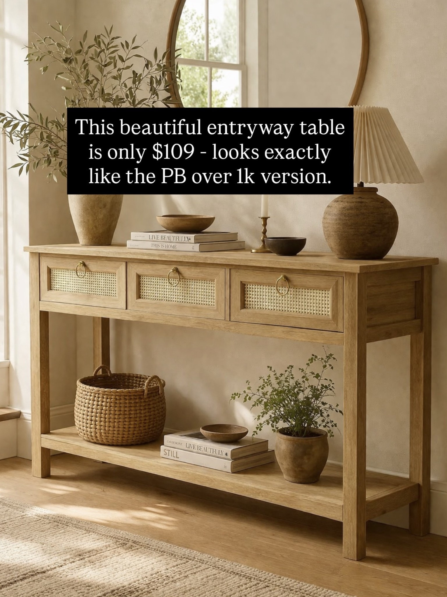 This entry way table 😍

#LTKHome