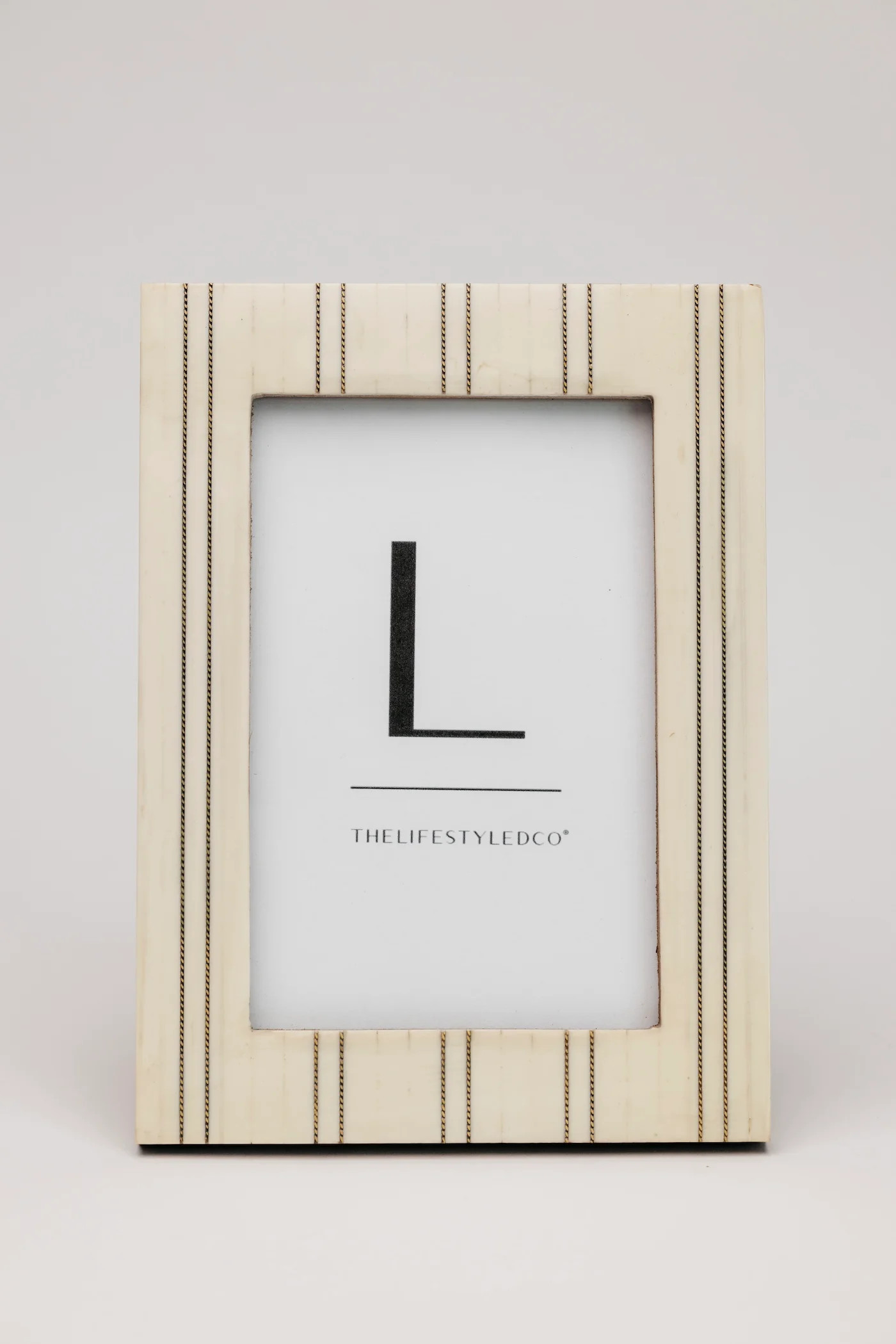 Capture The Moment Striped Frame | THELIFESTYLEDCO