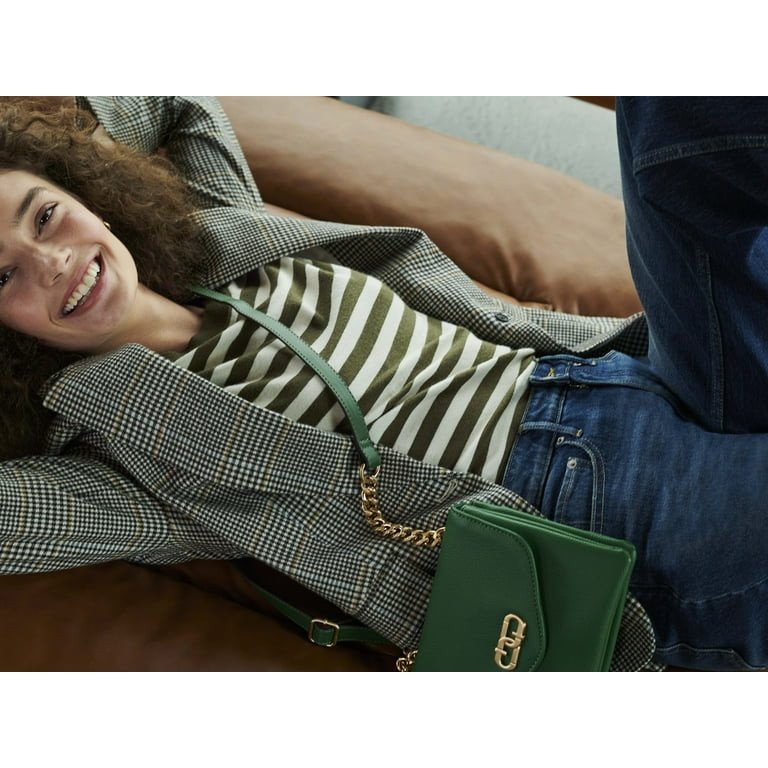 Time and Tru Women?s Brit Flap Front Crossbody Bag, Black | Walmart (US)