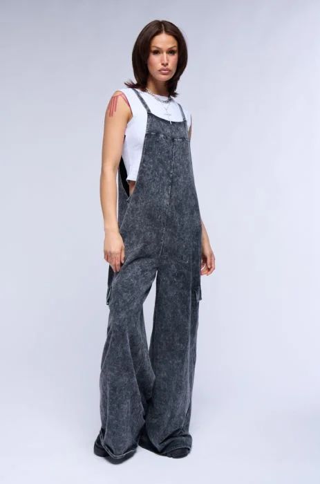 GAIA WASHED WIDE LEG JUMPSUIT IN CHARCOAL | AKIRA