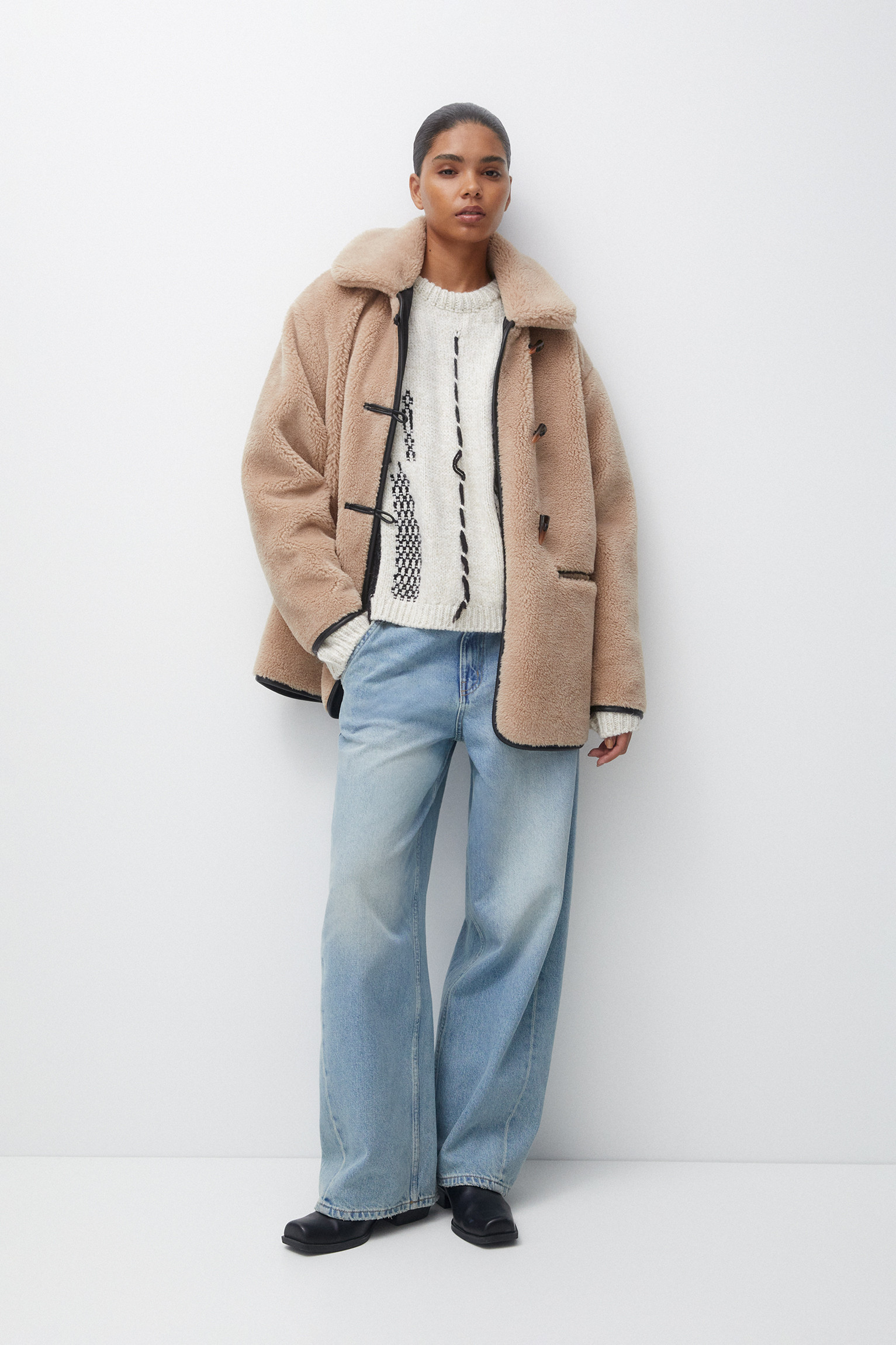 Faux fur coat with toggle fastening | PULL and BEAR UK