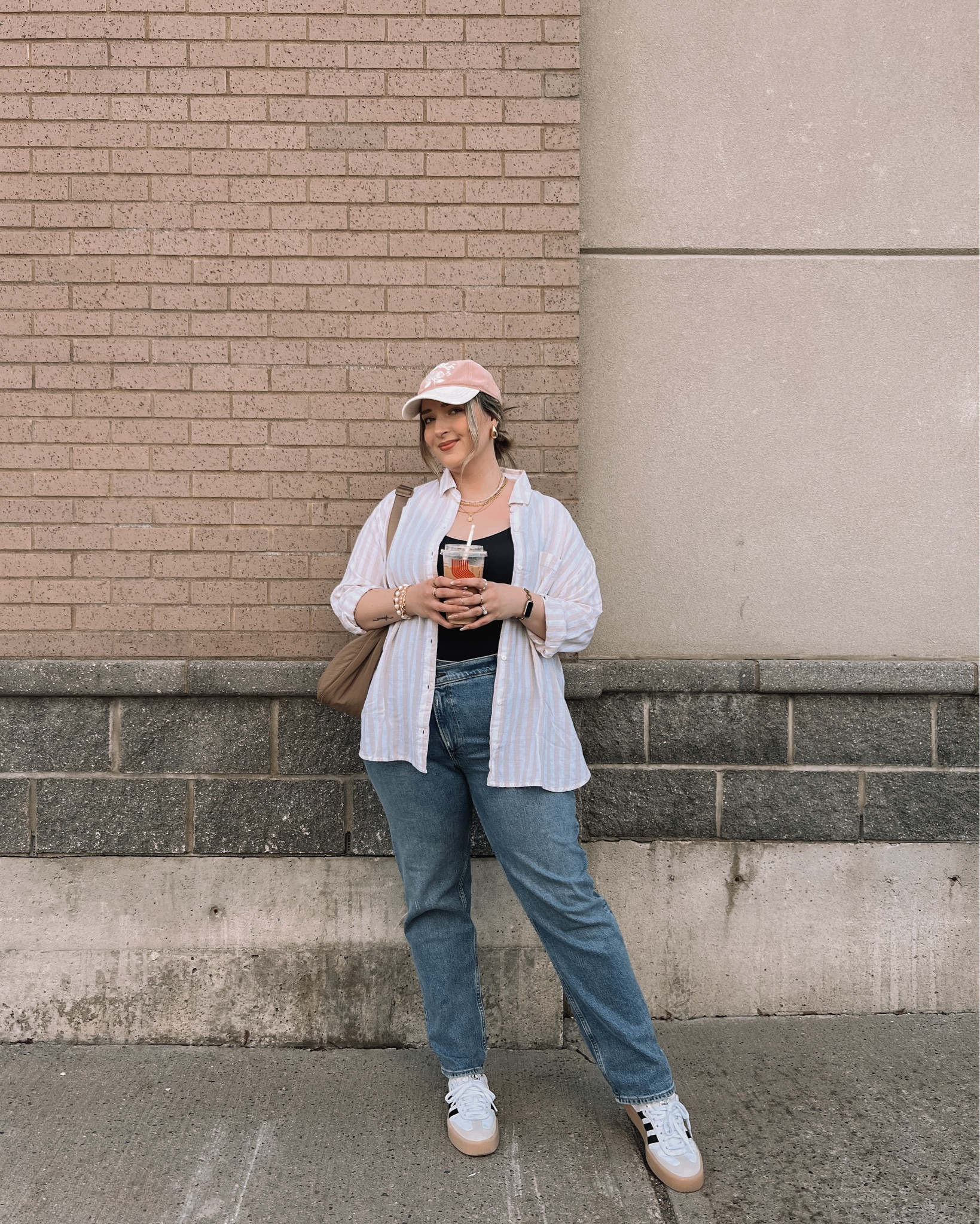 Casual midsize spring outfit - linen button up shirt, Abercrombie jeans, baseball cap, adidas sambas

Everyday outfit, neutral ootd


#LTKmidsize #LTKstyletip #LTKSeasonal
