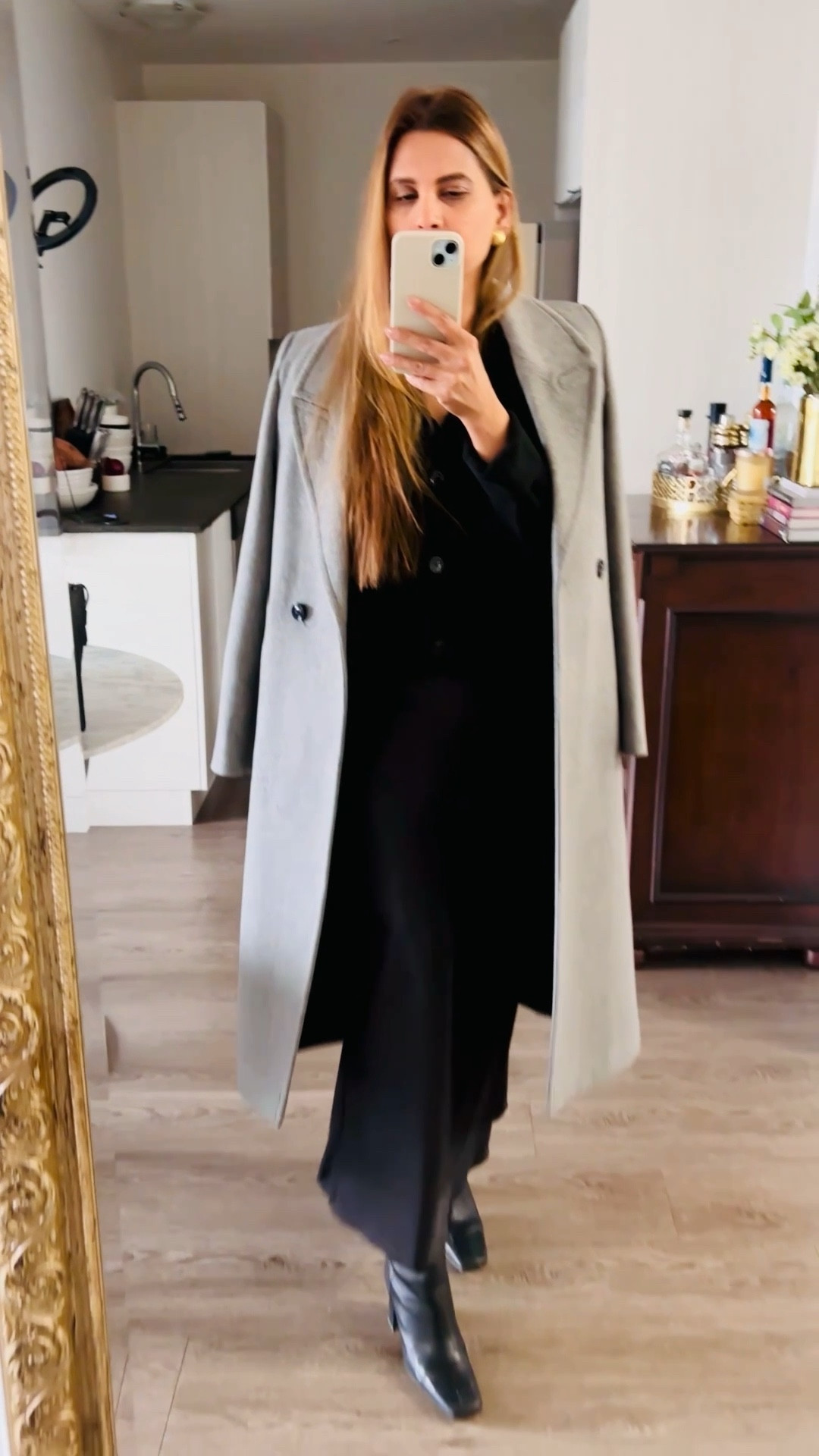 Wool coats = investment pieces. 

#LTKStyleTip #LTKSeasonal #LTKWorkwear