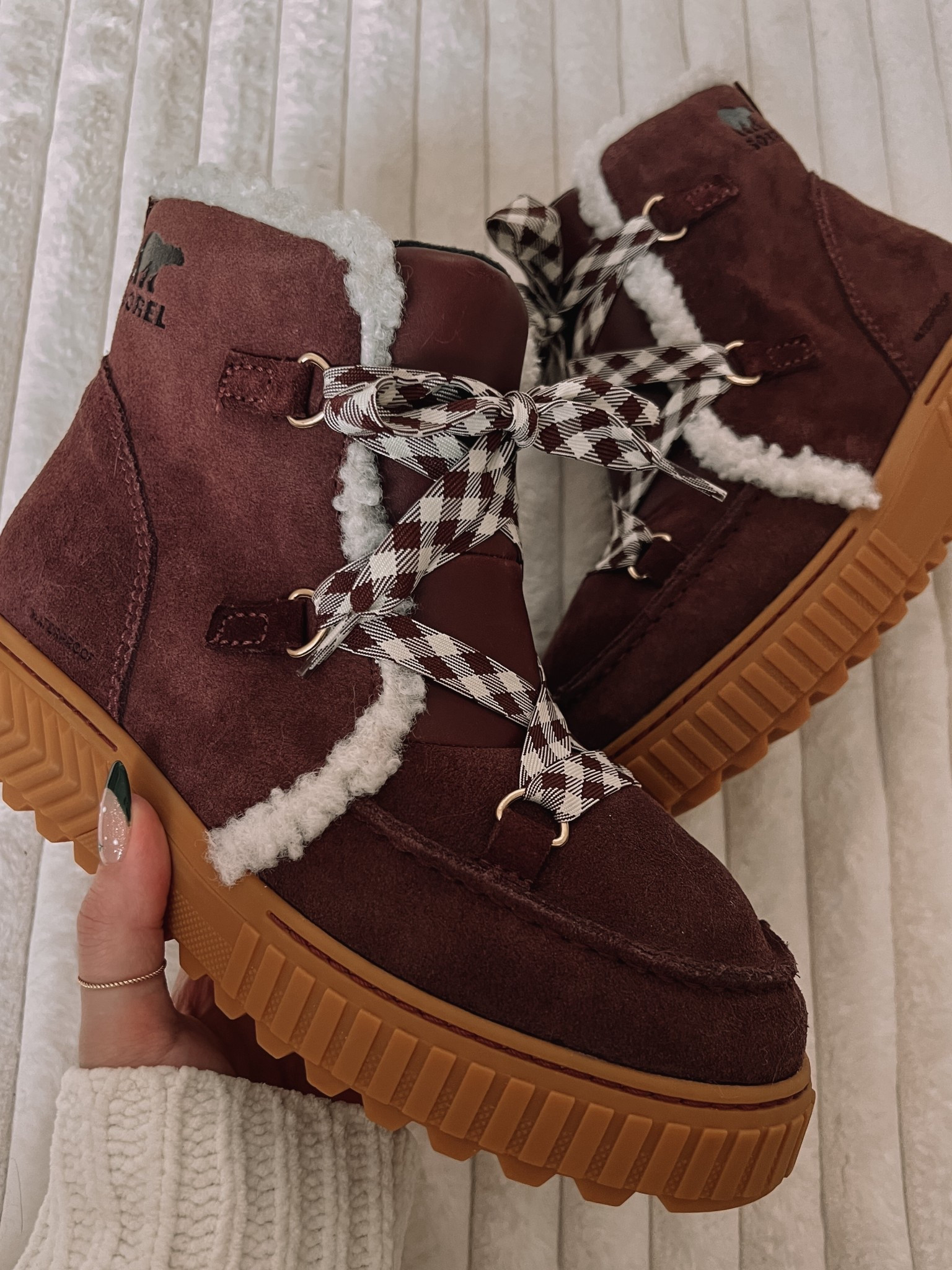 Waterproof Sorel snow boots! These are so warm & cozy and I love the color! I’d say consider sizing up if you plan to wear thick socks. I went by their size chart and got my usual 9.5 and they’re slightly snug
Winter boots, winter fashion 


#LTKstyletip #LTKshoes #LTKwinter