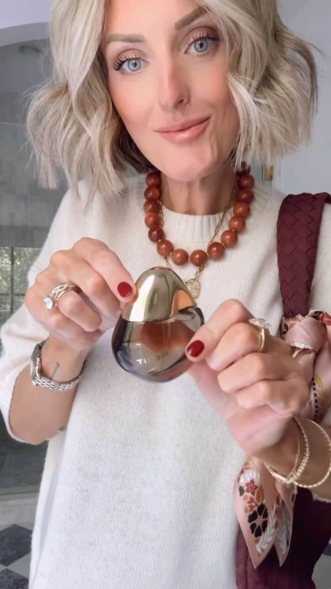 This Merit perfume is my new favorite scent! It smells so good! It’s also under $100, which is great for a nice bottle of perfume!

Loverly Grey, perfume bottle, Merit, perfume, beautyy

#LTKBeauty #LTKFindsUnder100