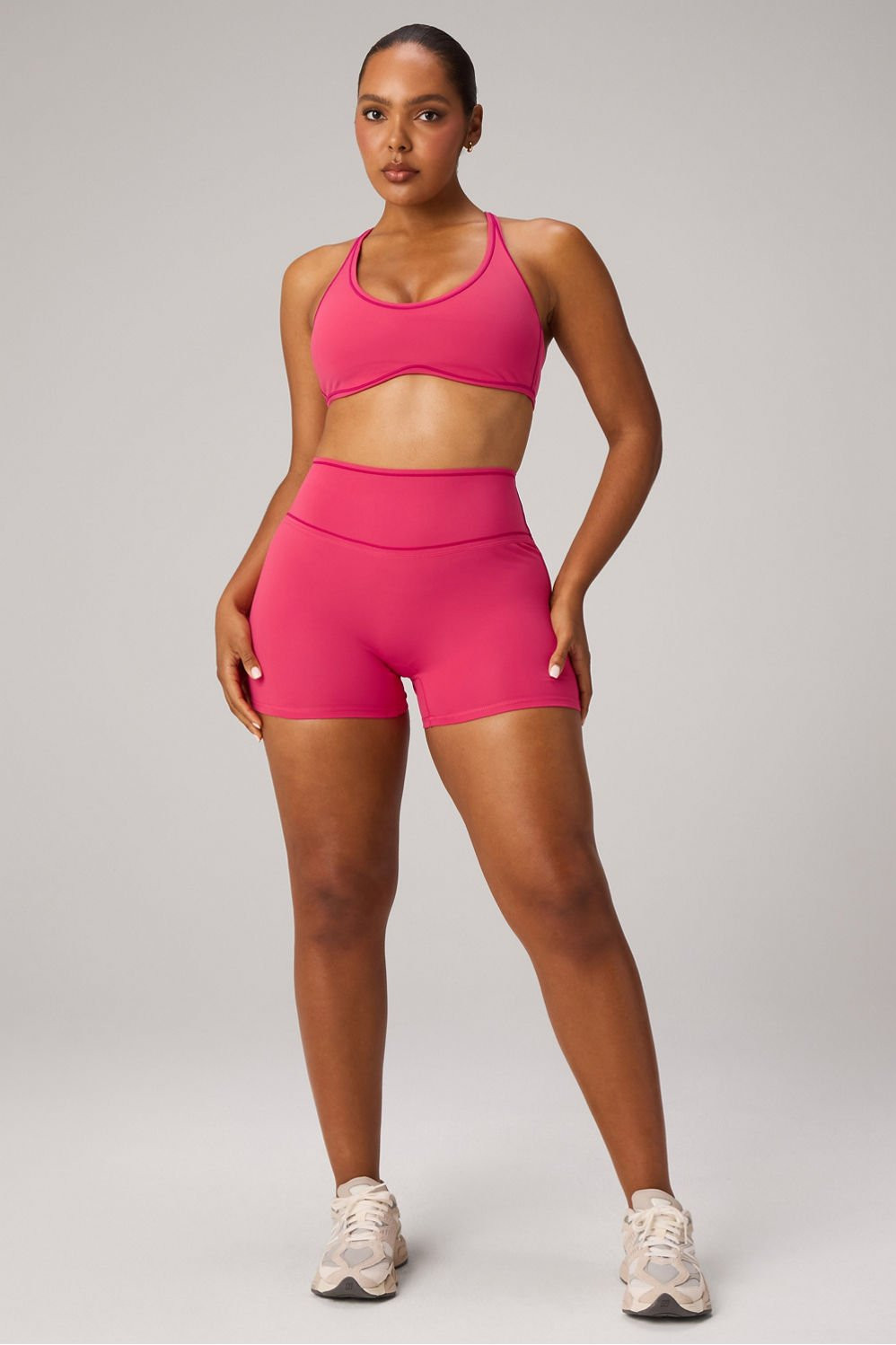 The No-Seam PureLuxe TLC Short 4" | Fabletics