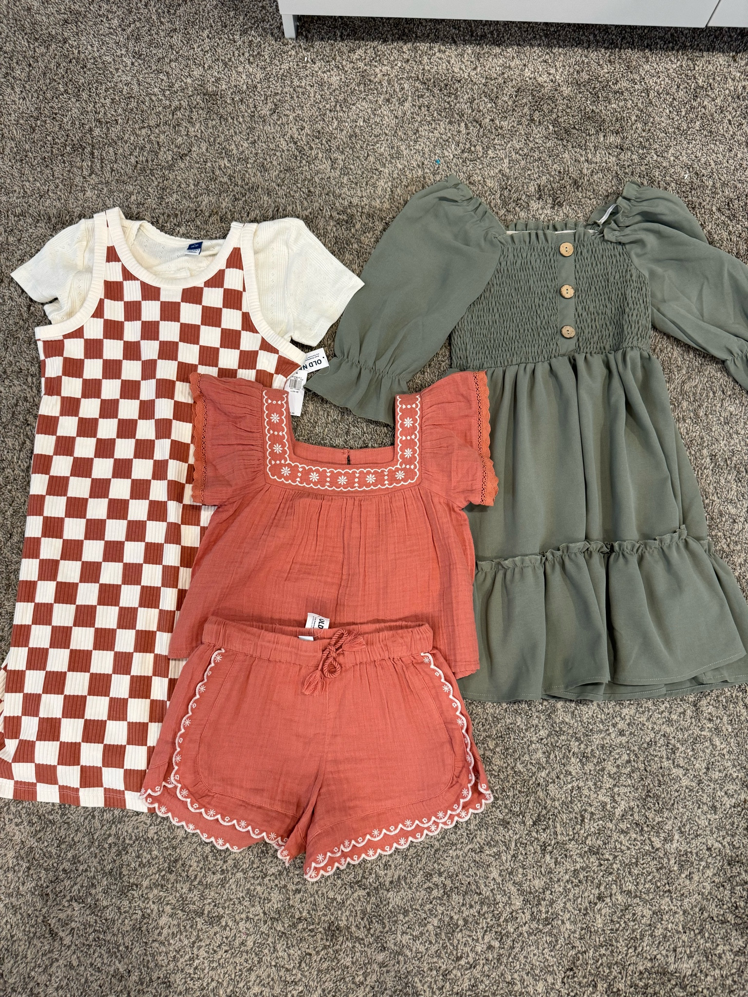 Girl’s Family Photo Outfit Ideas

#LTKFamily #LTKKids #LTKFindsUnder50