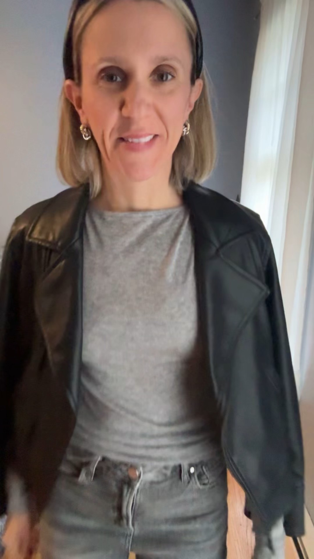 Friday vibes 🖤

#LTKootd #LTKgrwm #LTKFindsUnder50