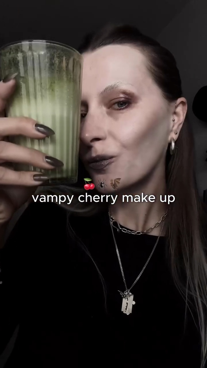 Favorite season 🦇🍂 find all products in my LTK

Beauty make up tutorial vampire aesthetic dark inspiration