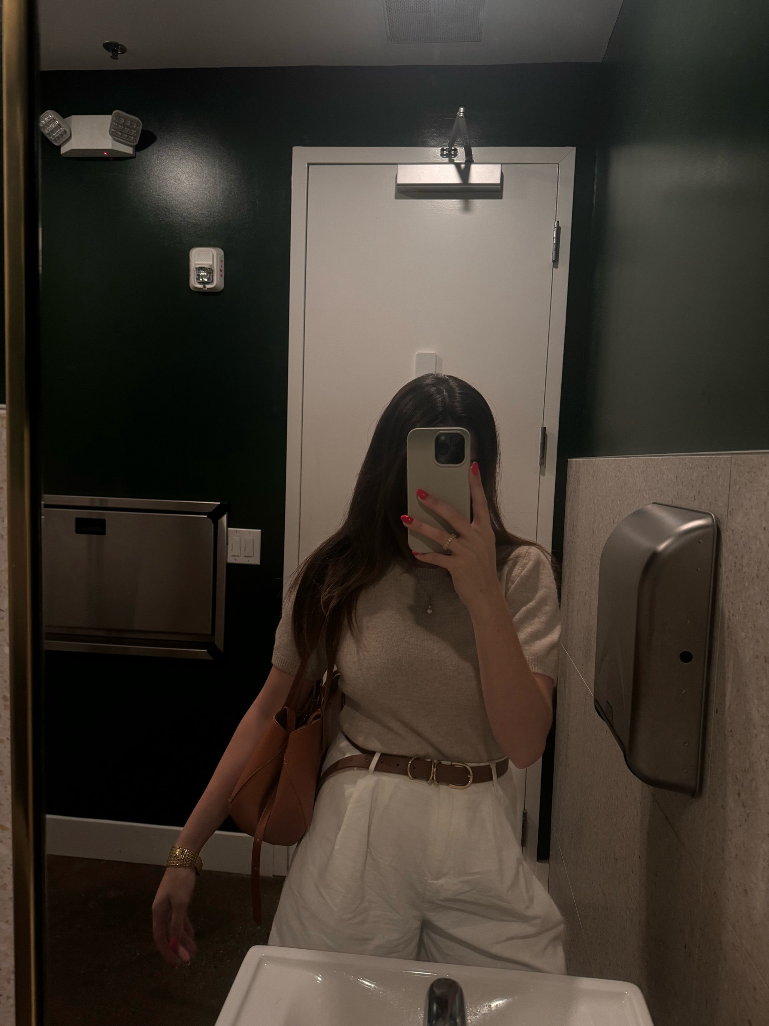 Love me a simple neutral outfit 🥰  #amazonclothing #amazonfinds #fossilwatch #h&mfinds #modestoutfit #vacationfit

#LTKStyleTip #LTKFindsUnder100 #LTKMidsize