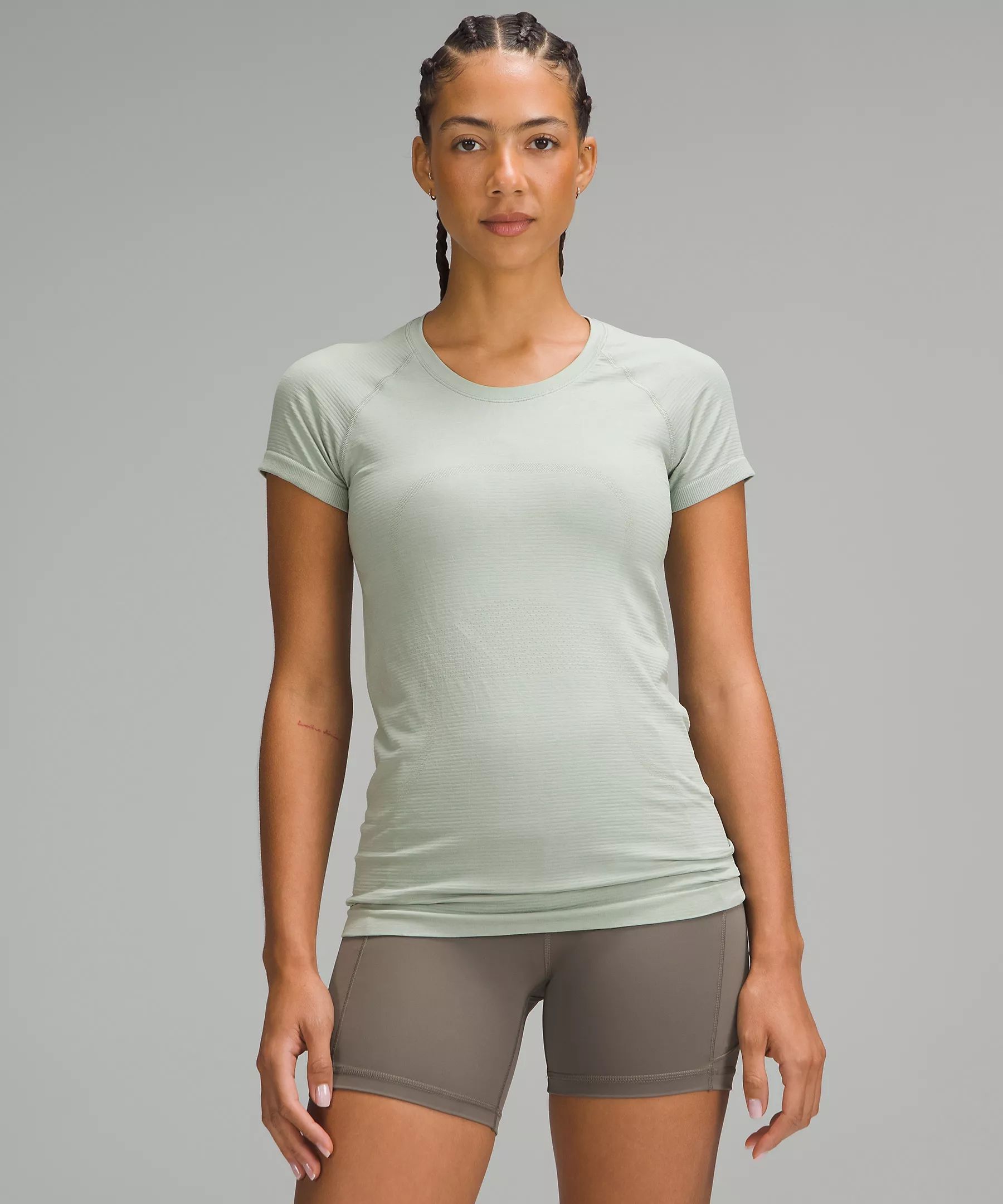 Swiftly Tech Short-Sleeve Shirt 2.0 *Hip Length | Women's Short Sleeve Shirts & Tee's | lululemon | Lululemon (US)