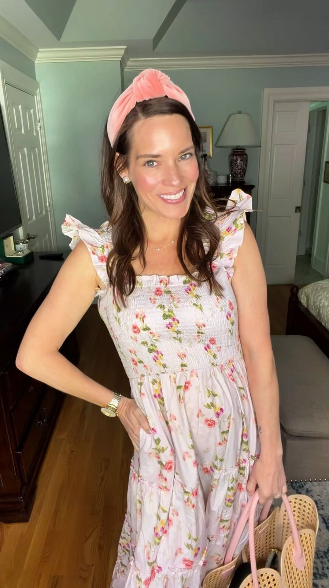 Hill House Inspired Floral Midi Dress 🌸 Pink Smocked Summer Outfit


The prettiest Hill House lookalike dress 💗 this floral midi has a smocked bodice, ruffle straps, and the most flattering flowy fit 🌸 lightweight cotton makes it perfect for warm days, and I love it styled with pink platform heels and a woven tote for a feminine, polished look 🎀 perfect for brunch, garden parties, showers, or vacation days ☀️

hill house dress dupe, floral midi dress, smocked dress, pink summer outfit, feminine style, preppy summer outfit, garden party dress, shower outfit idea, affordable amazon dress, cottagecore dress, ruffle strap dress

#LTKSeasonal #LTKPetite #LTKOver40