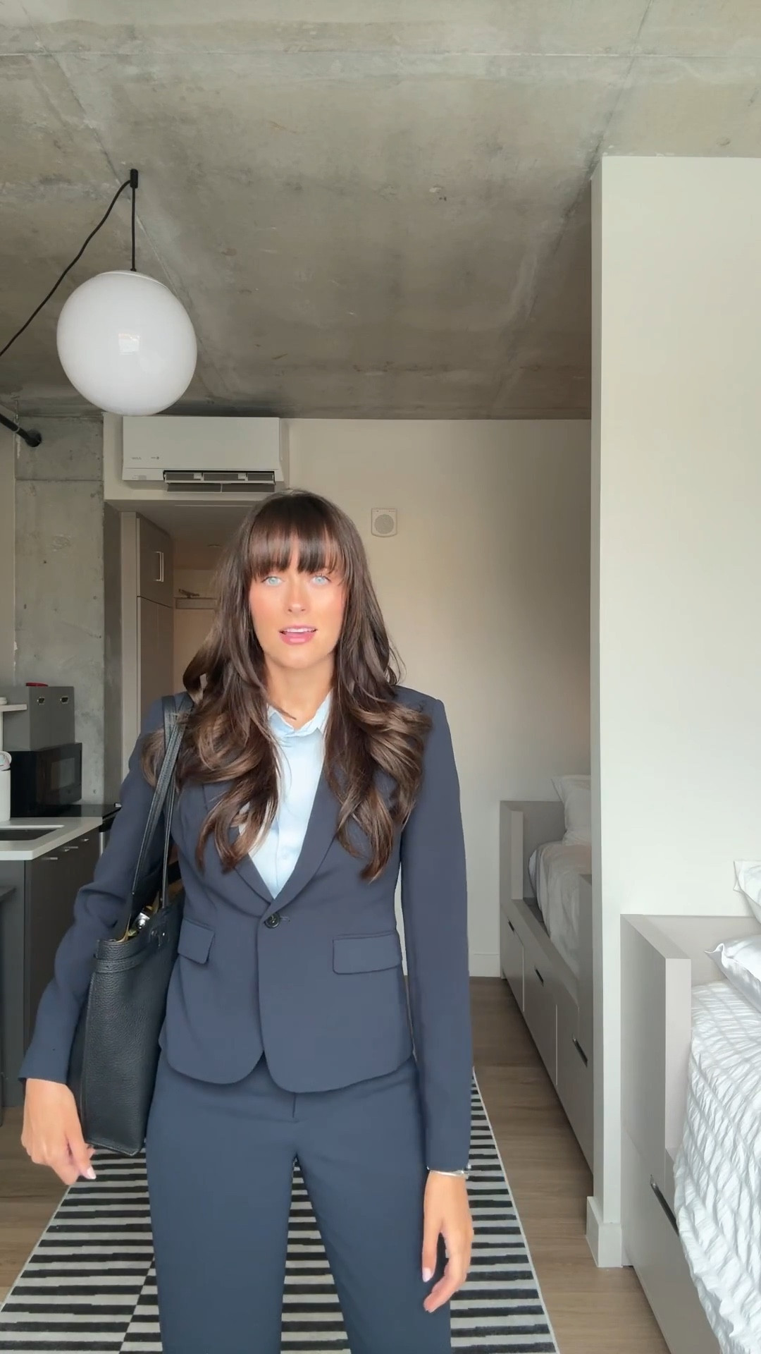 #aritzia #dolcevita #nycintern #fashionintern #businesscasual #officeootd


#LTKWorkwear #LTKItBag