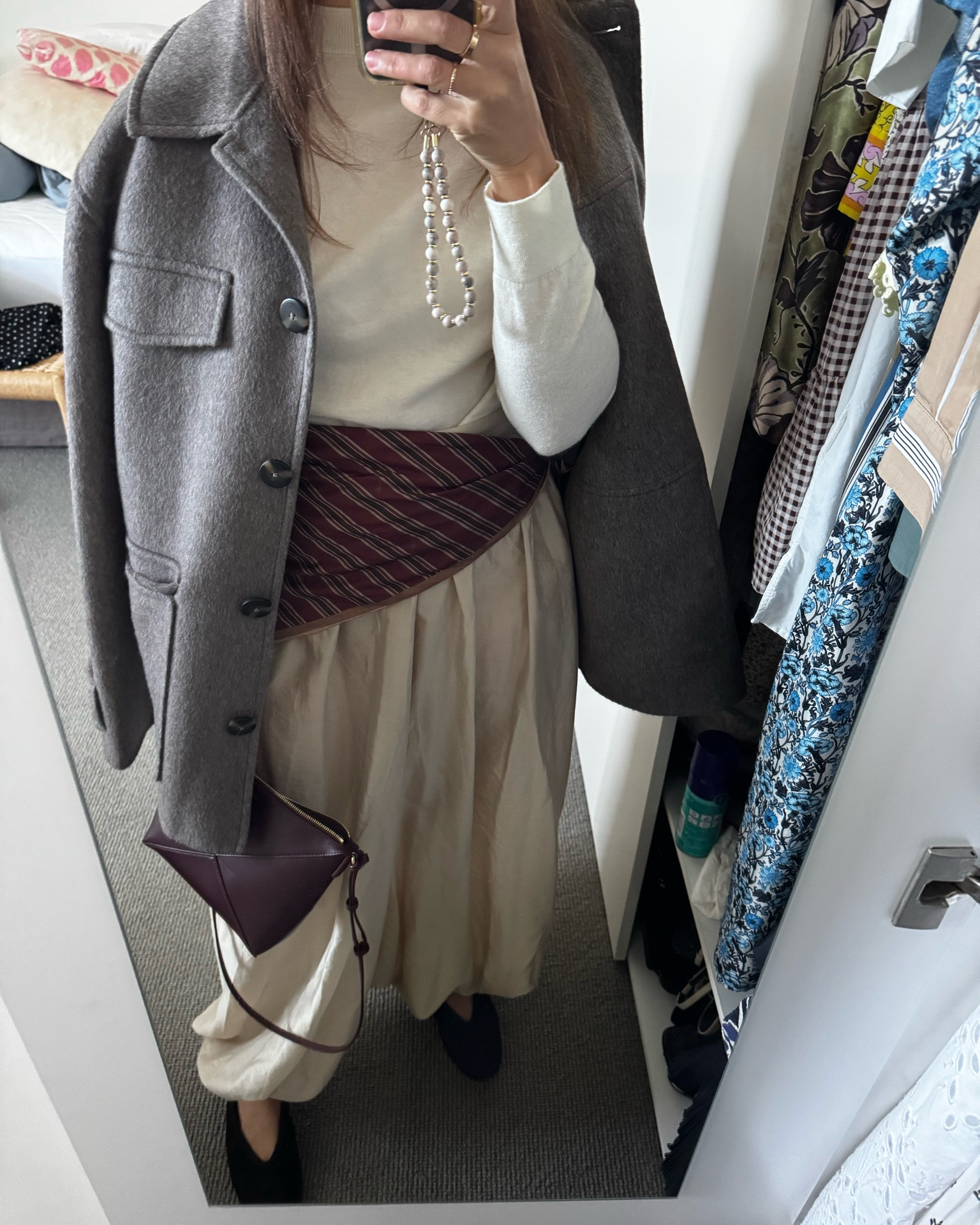 Warm but so comfy. Lioness pants size XS, Mango jacket size XS. Jo Mercer shoes, Zara scarf, Loewe bag.

#LTKaustralia #LTKautumn