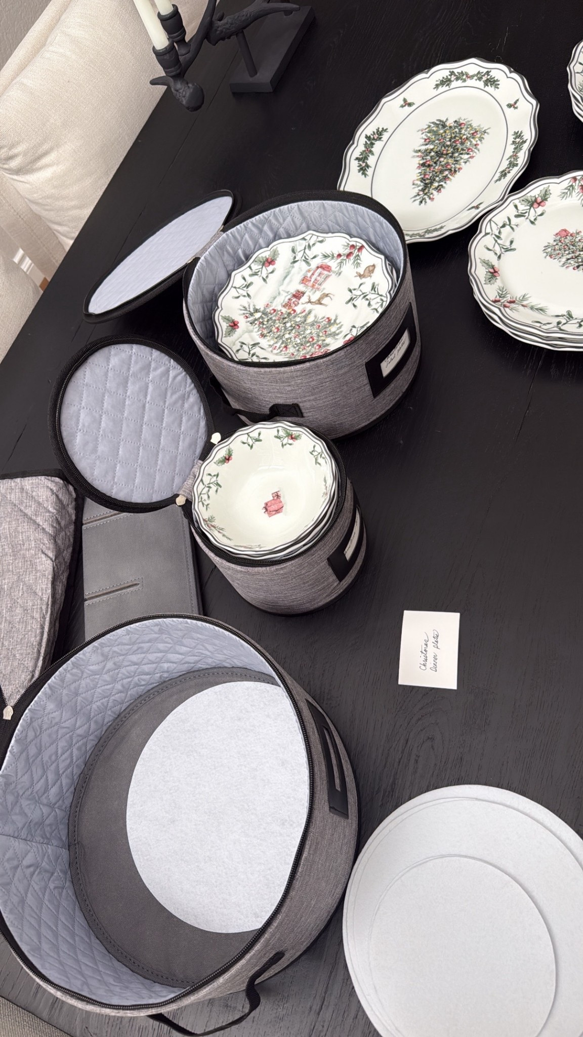Holiday dinnerware organization & storage - two things I loveeee 
