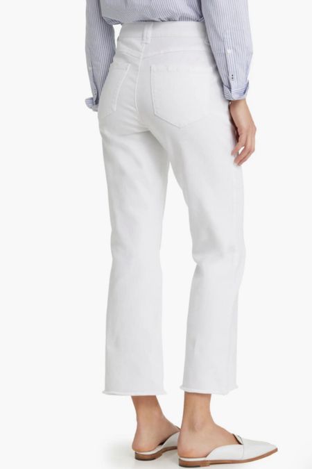 The BEST white jeans!
#LTKFindsUnder100