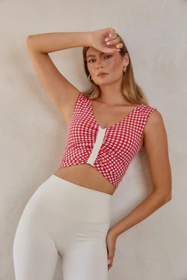Astoria LUXE BALANCE Ruched V-Neck Crop - Red Gingham | astoria activewear