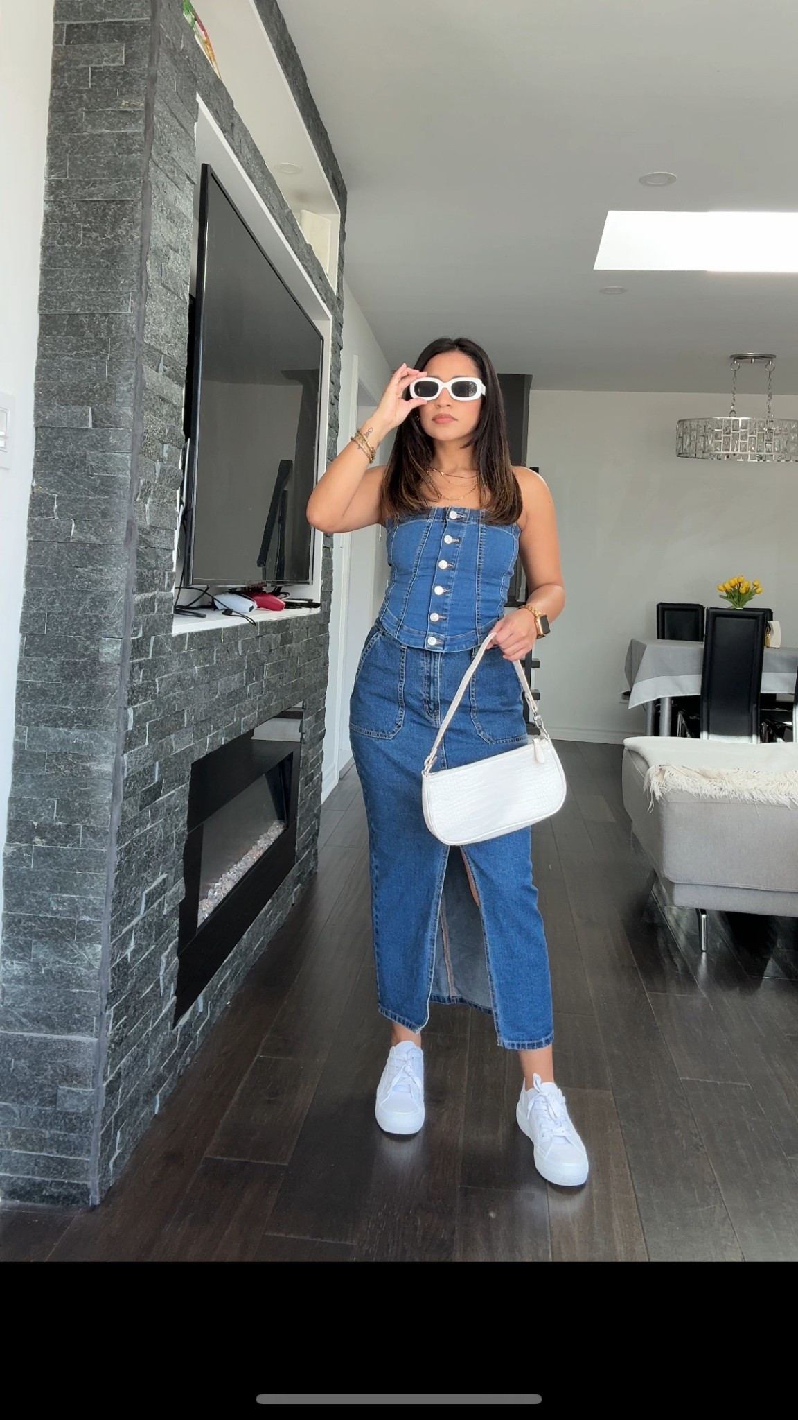 Casual spring outfit / denim midi skirt 

#LTKcanada #LTKspring #LTKpetite