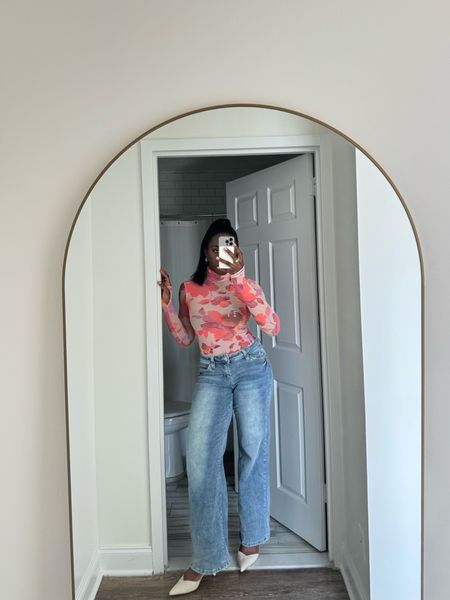 Casual outfit, outfit inspo, outfit ideas, low rise jeans, kitten heels, floral top, summer top, spring top 

#LTKfindsunder100 #LTKfindsunder50 #LTKsalealert