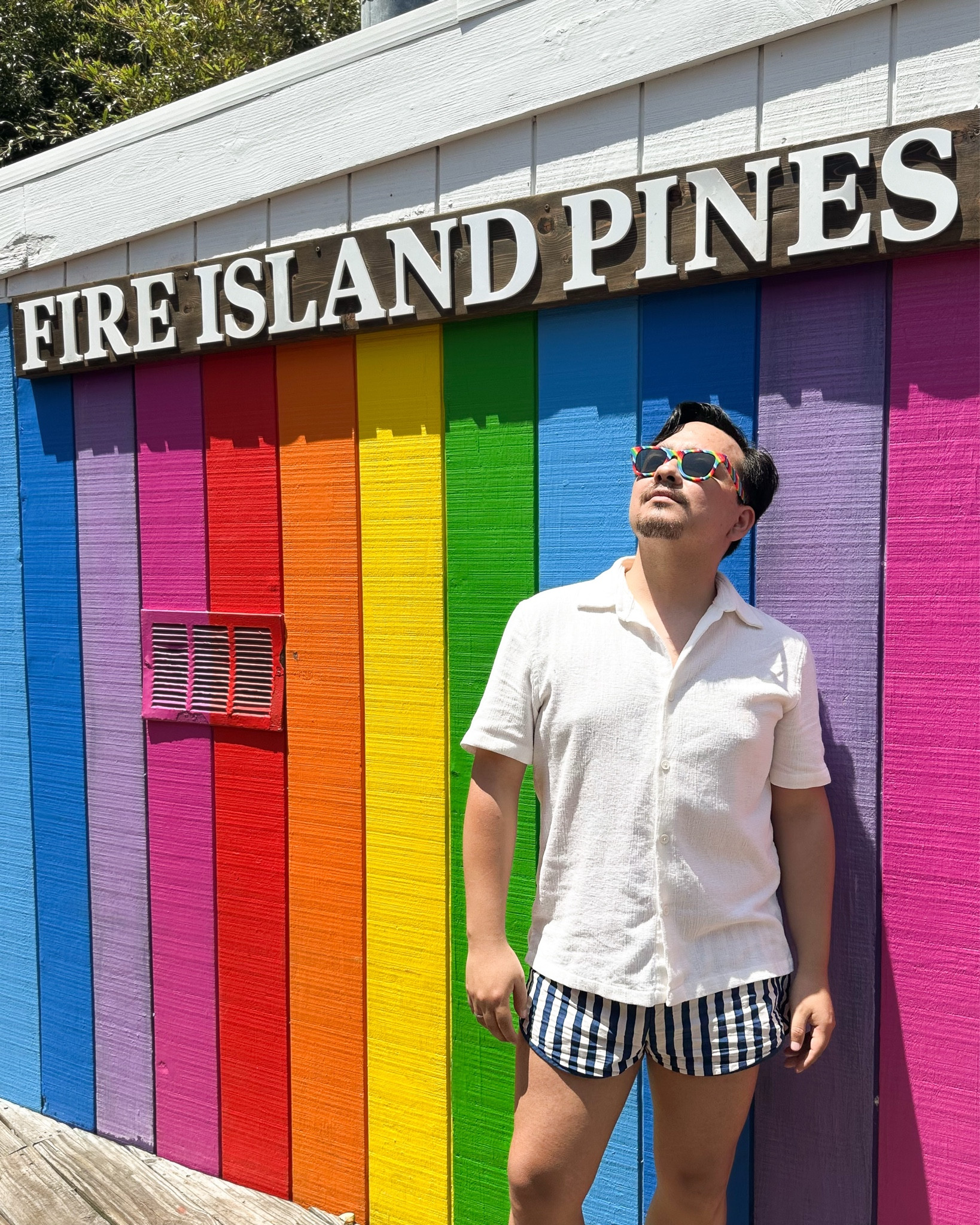 Pride month may be wrapping up, but there’s still time to show your colors 🏳️‍🌈 Rocking my @caddis_life Porgy Pride sunnies—100% of proceeds go to the Ali Forney Foundation. A nod to the legacy of the West Village and all it stands for. #Pride #Caddis #PrideGlasses