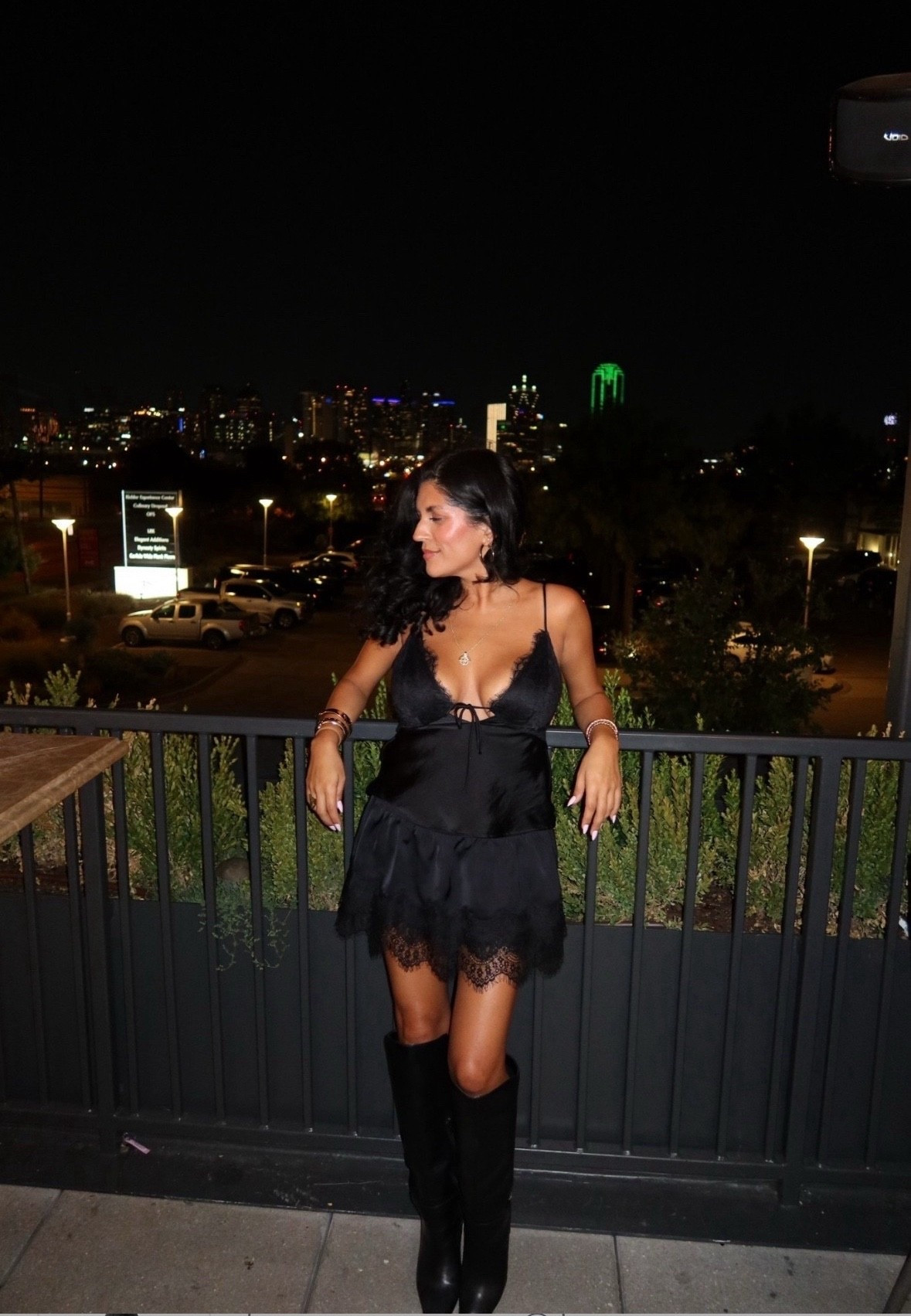 ✨ This is your sign to say yes to the little black dress.
Sultry, flattering, and so easy to style for date night or girls’ night out—this lace-trim moment gives confidence without trying too hard.

#dress #abercrombie #party

#LTKdayinmylife #LTKHoliday #LTKootd