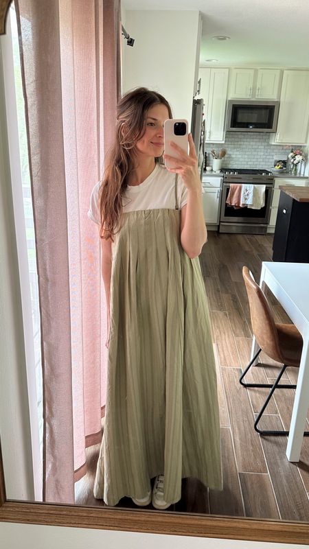 wearing a small in this dress, love the fit and so versatile 
What I wore to my friend’s baby shower! 

Spring outfit, spring dress, summer dress

#LTKSeasonal