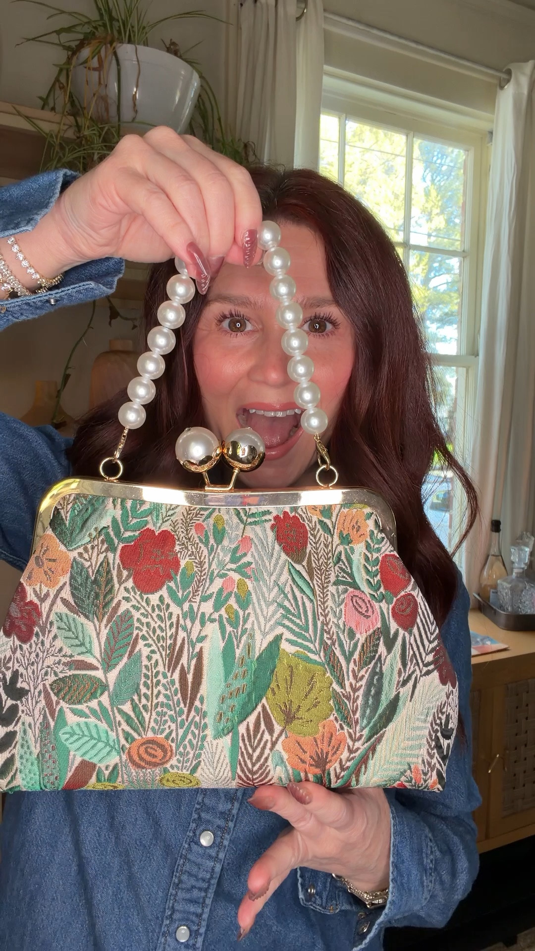 How cute is this handbag. Perfect for spring summer. Looks vintage  

#LTKgrwm #LTKootd #LTKSeasonal