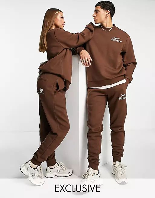 New Balance Cookie sweat set in brown and beige | ASOS | ASOS (Global)