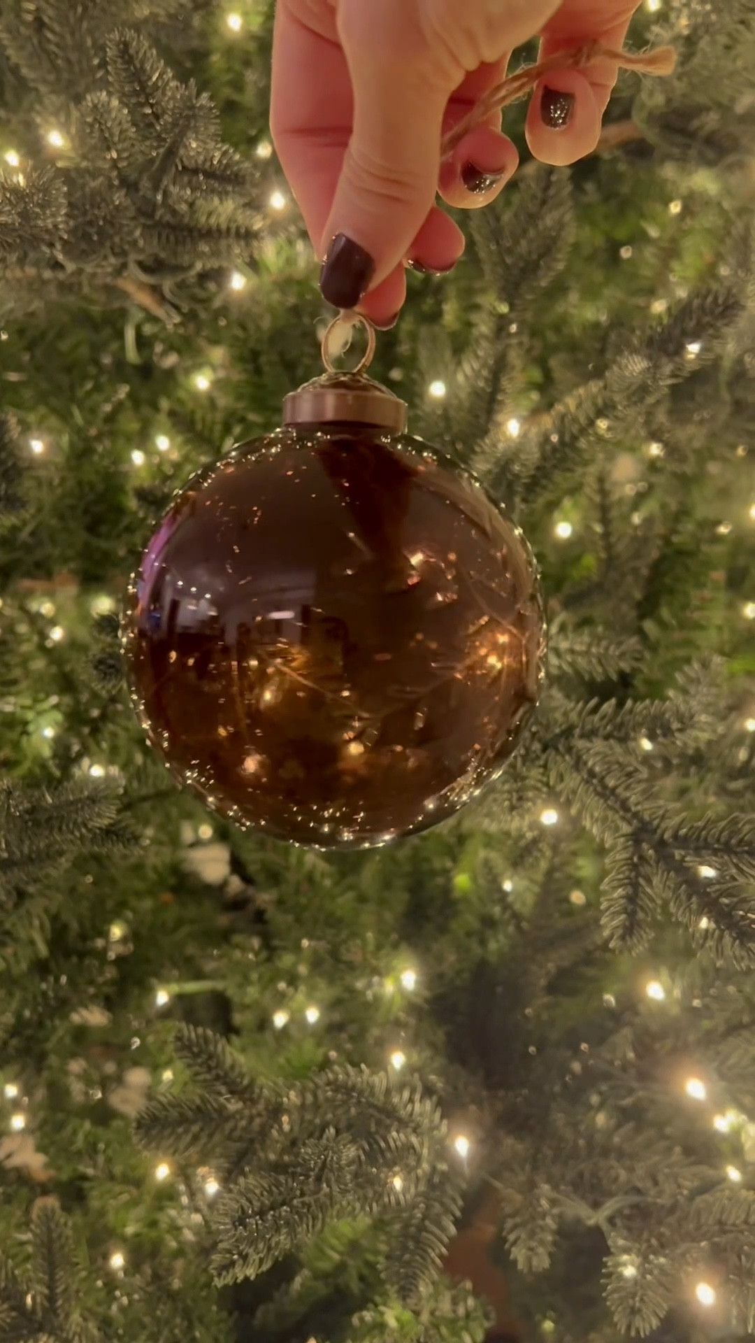 I used a mix of velvet and glass round ornaments in gold, brown, and maroon, and added the prettiest maroon bows. It all came together so warm, soft, and cozy for the season.

#christmasdecor #holidayhome #christmastreeinspo #neutralchristmasdecor 
#warmchristmasdecor #cozychristmas #holidayaesthetic #christmastree 
#modernchristmasdecor #christmasornaments #holidayvibes #christmastime #velvetornaments #glassornaments 

#LTKSeasonal #LTKHoliday #LTKHome