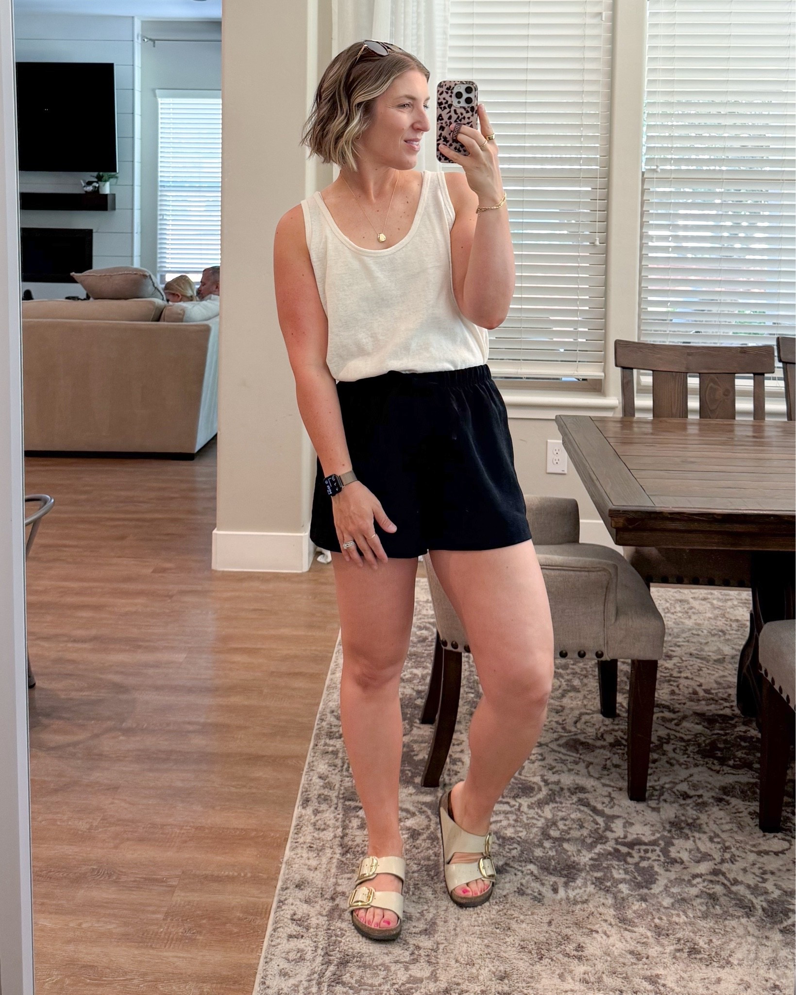 Shorts that you’ll own for years!!! So easy to wear ✔️