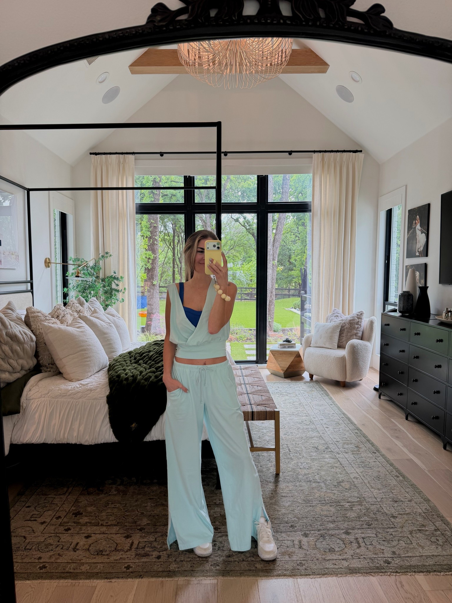 hot shot V neck set, size small! I probably could have sized down

#LTKActive #LTKOver40 #LTKootd