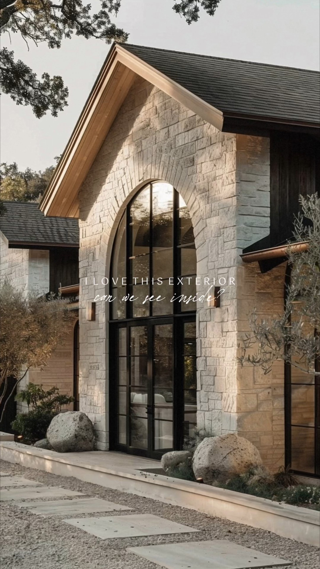 𝘔𝘰𝘥𝘦𝘳𝘯 𝘌𝘶𝘳𝘰𝘱𝘦𝘢𝘯 🤎 where beautiful arches meet rich wood tones & natural stone accents. 
Our digital Material Selection Package for this home design is available on our website www.rangerhomenw.com

#LTKHome #LTKSaleAlert