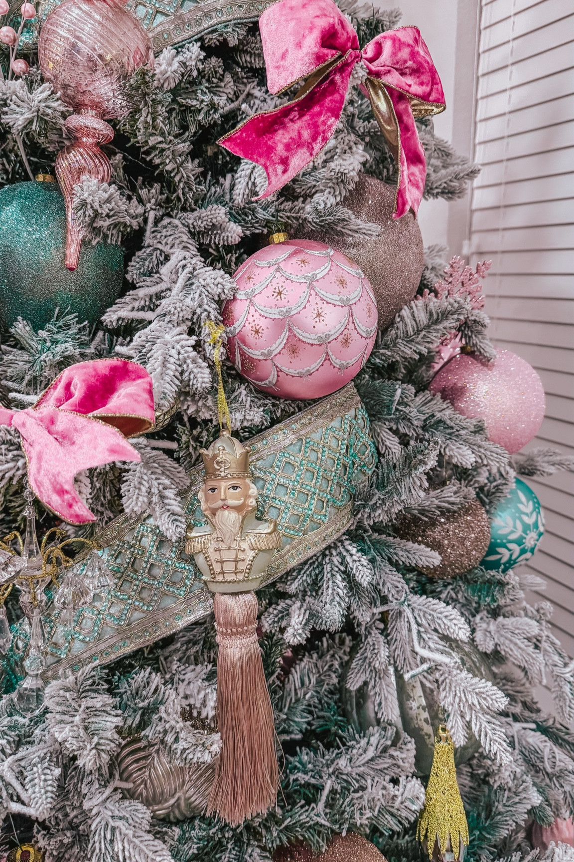 Dreamy pink and mint Christmas 

#LTKHome #LTKFindsUnder50