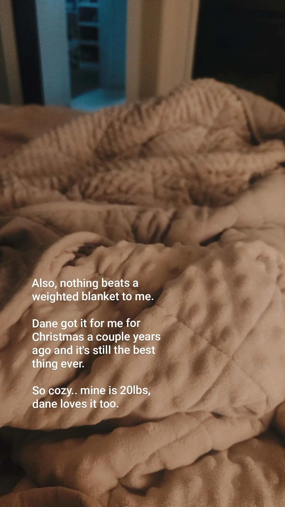 Weighted blankets are life. So cozy, so claming.. this one is 👌🏼👌🏼

#LTKhome #LTKsalealert