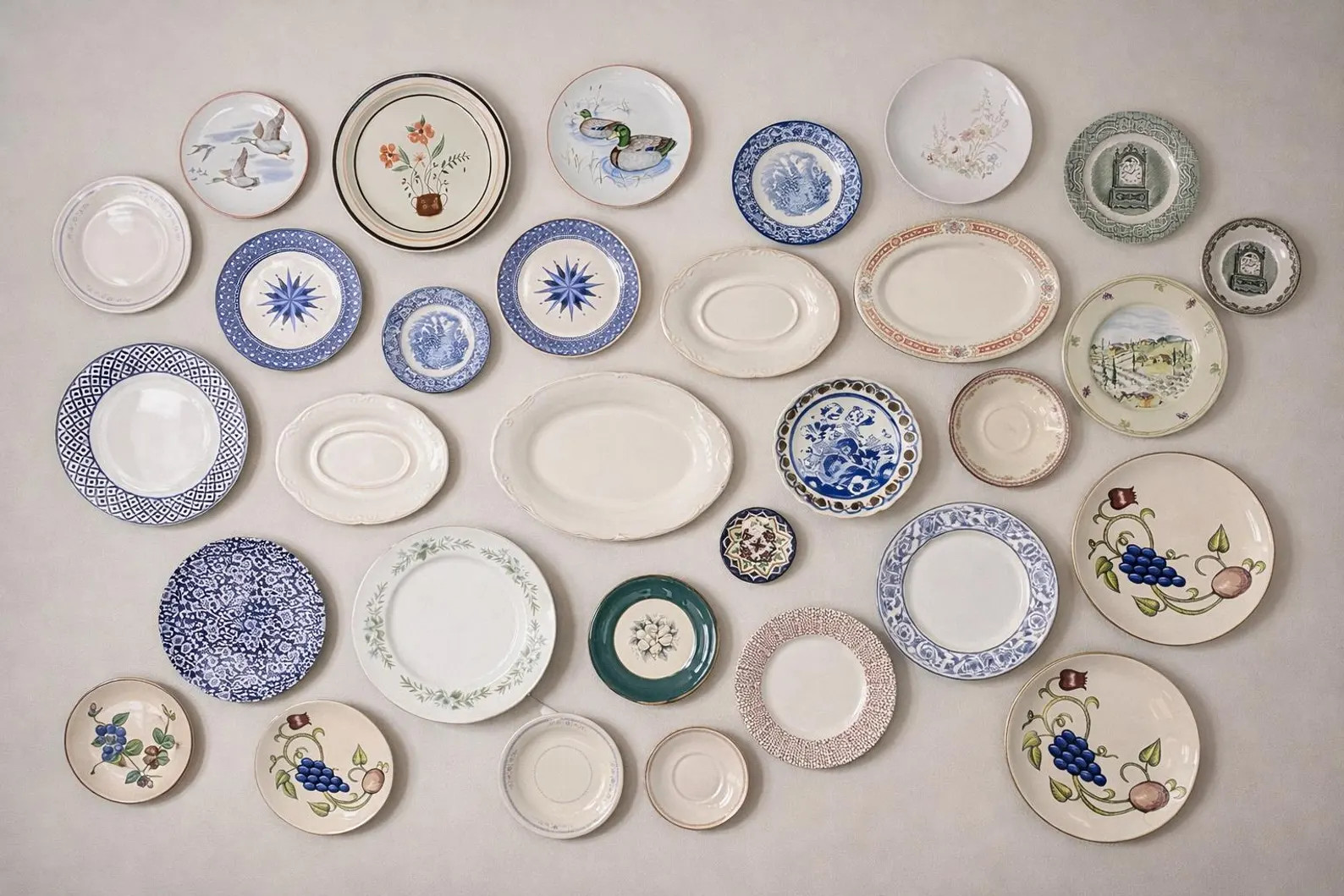 Curated Plate Wall Set | Vintage Farmhouse, Cottagecore, MCM Decor | Ready to Hang | Gallery Art | Etsy (Global)