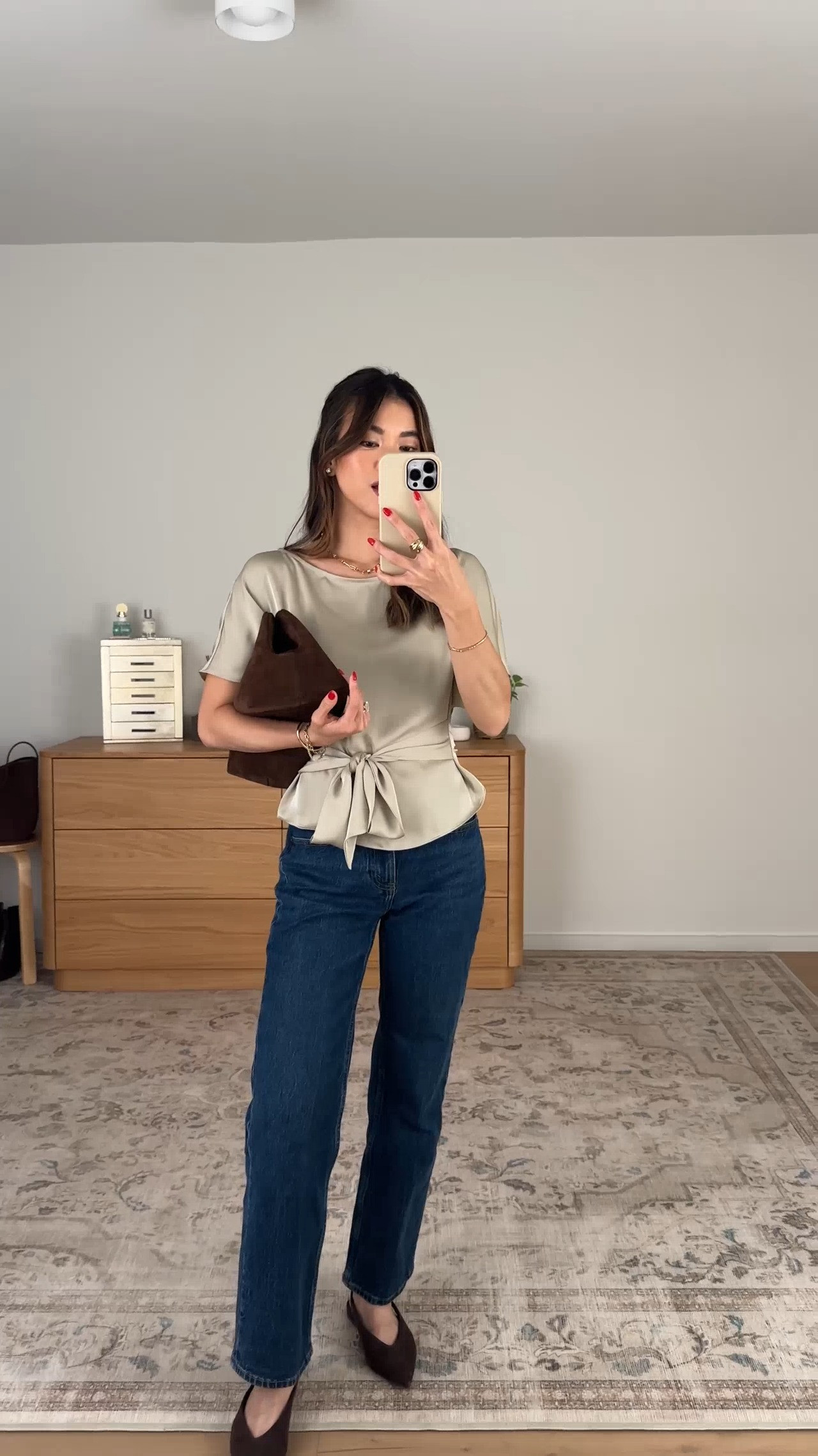 I love this satin top from @Aritzia!

Sizing info:
-Abercrombie High Rise 90s Relaxed Jeans (Size 23 Extra short in Dark Wash)
-Aritzia Ginger Satin Blouse (Size XS in Marcona Beige)

Aritzia Fall New Arrivals, Aritzia Sweaters, Aritzia best sellers, best pieces from Aritzia for petite, what pants from Aritzia will fit if youre petite, Petite style guide, how to dress if you’re petite, Petite style, petite fashion, mom outfit, mom style, petite pants, petite outfit ideas, petite outfits, best pants for petite, petite denim, Fall style, Fall outfits, vacation outfits, denim for petite, satin top,

#LTKootd #LTKPetite #LTKWorkwear