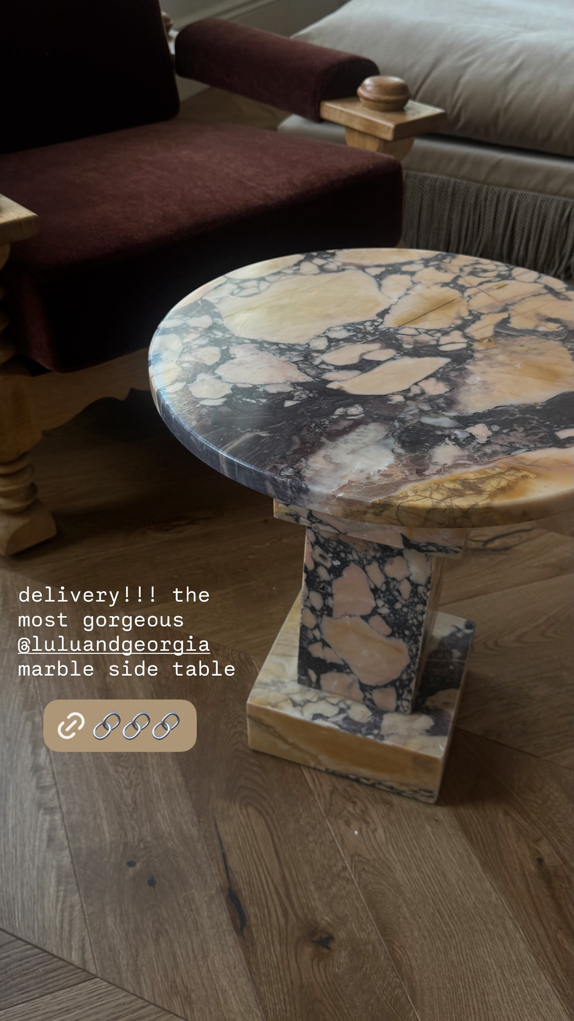 the most gorgeous marble side table! 

 #LTKHome