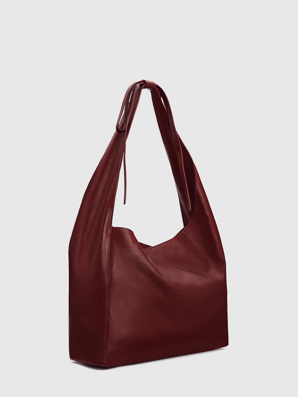 Medium Vittoria Tote Bag | Reformation (Global)