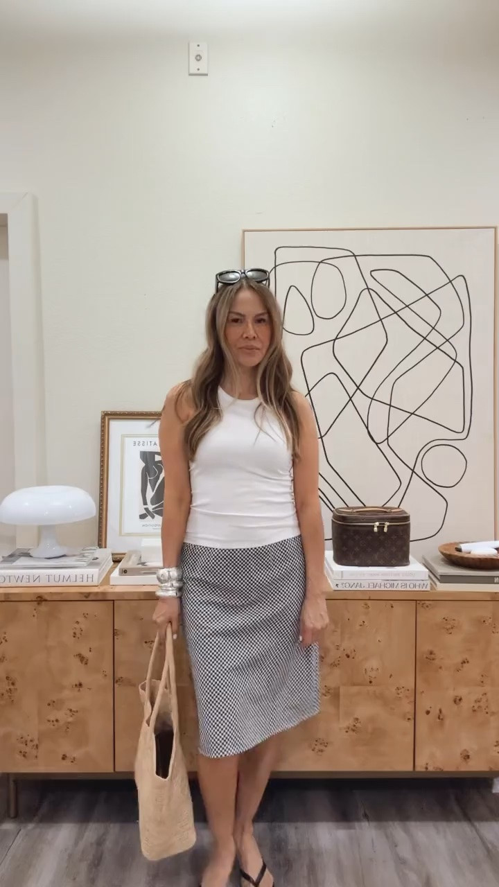 Summer outfit 
Basics I’m loving!
@gap

Summer outfit ideas , casual style , chic everyday outfits,  spring wardrobe staple , what to wear, Spring outfits  chic spring style elevated basics capsule wardrobe staples modern feminine fashion

#LTKgrwm #LTKootd #LTKSeasonal