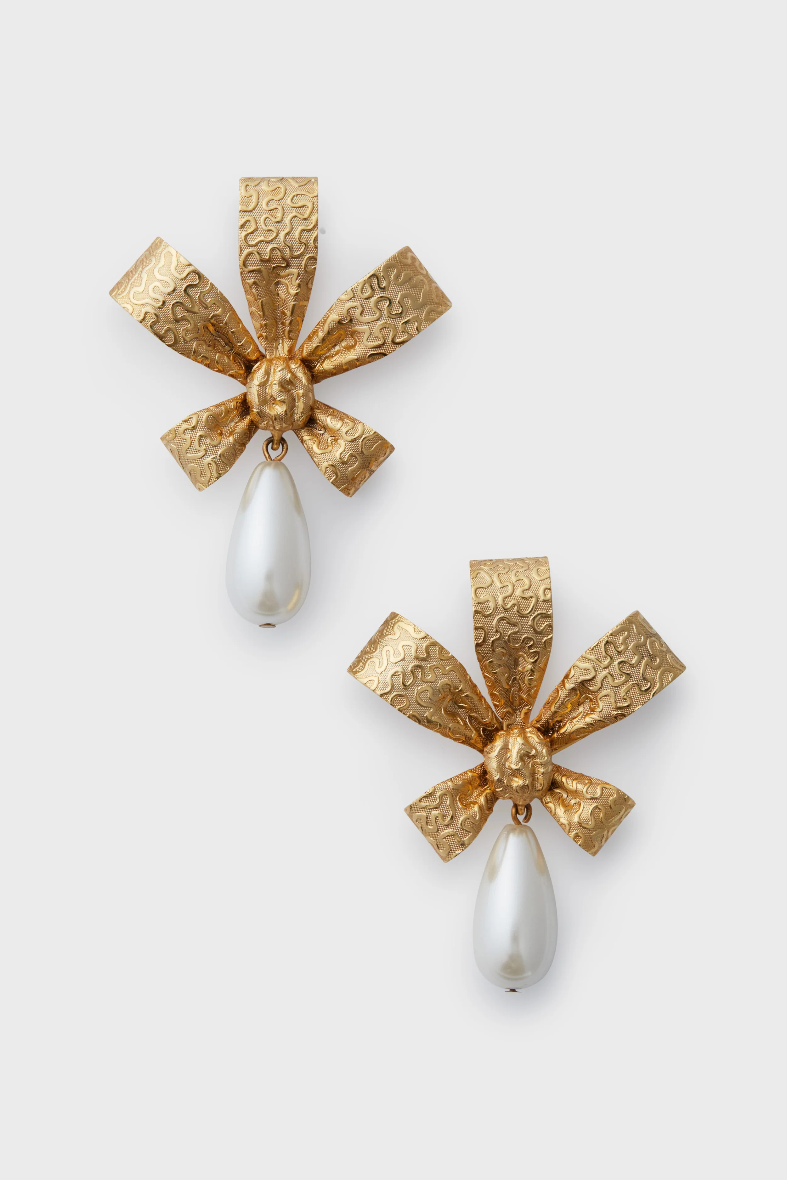 Gold Holi Earrings | Tuckernuck (US)