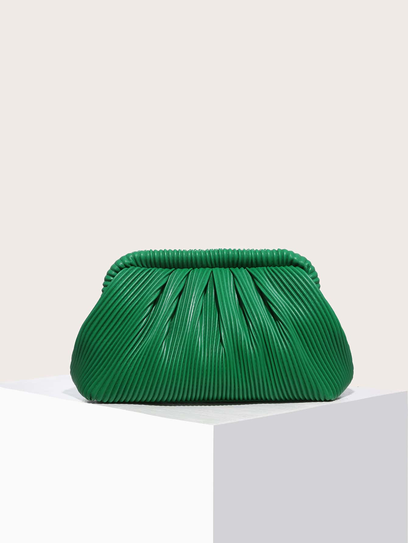 Minimalistische Geraffte Tasche
       
              
              15.00€        
    (500+)
... | SHEIN