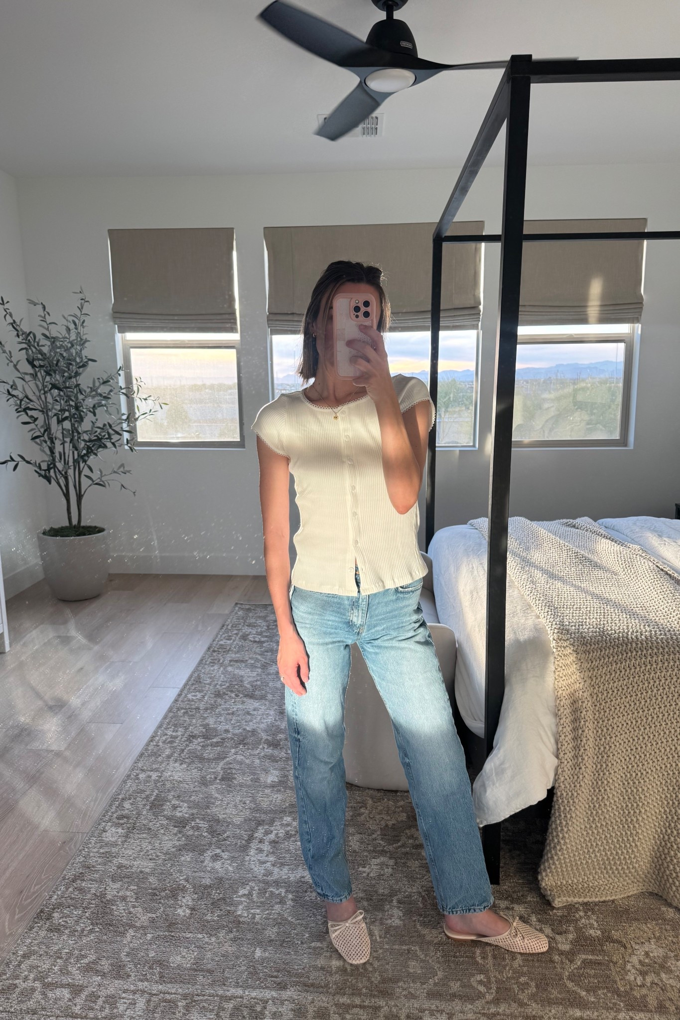Sunday fit 🤍 

Linked below! 

#LTKmomlife #LTKootd #LTKgrwm