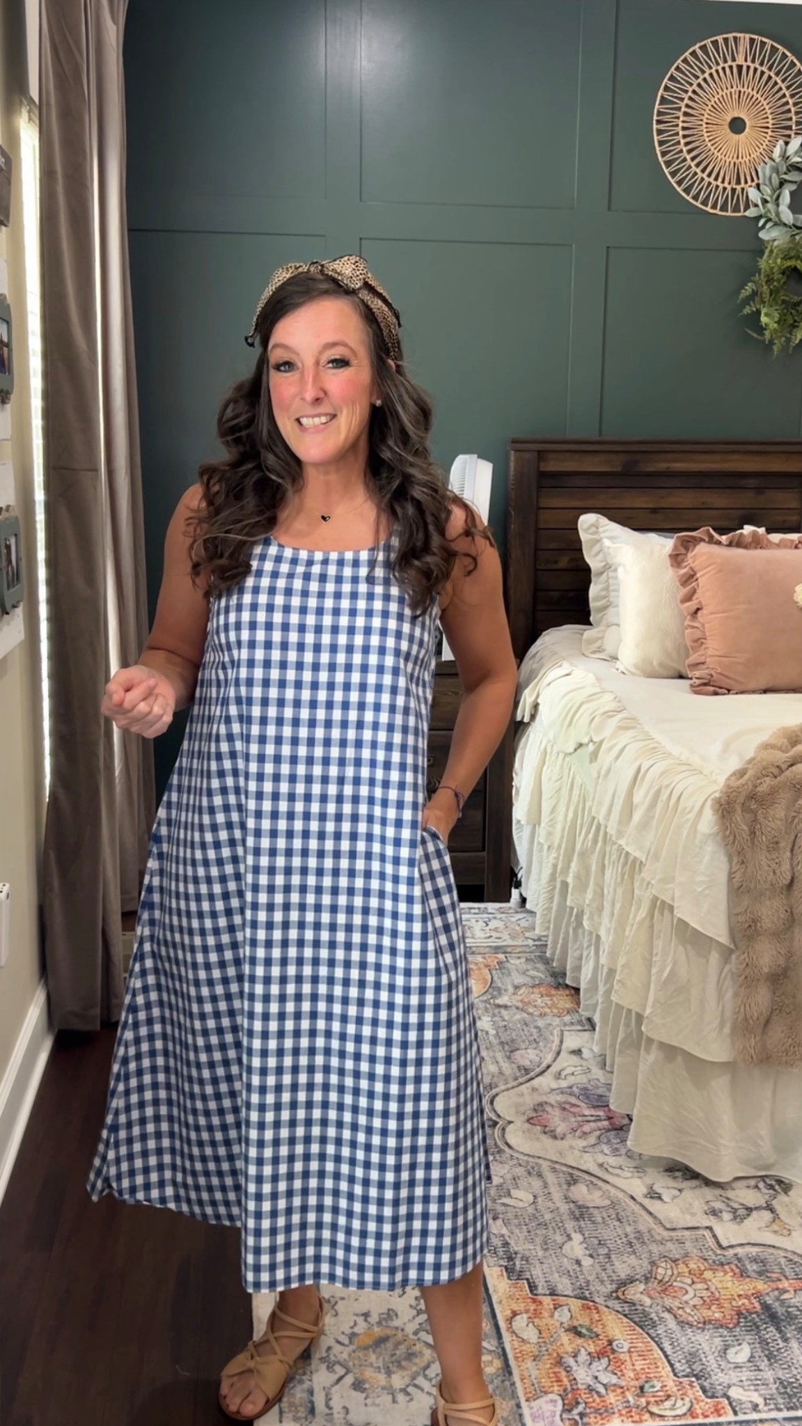 The cutest gingham print dress 🤩

Midi dress, midi dress outfit, boho maxi dress, sleeveless midi dress, midi dress for women, spring outfit, spring fashion, casual spring look, trendy outfit, spring style

#LTKootd #LTKOver40 #LTKmomlife