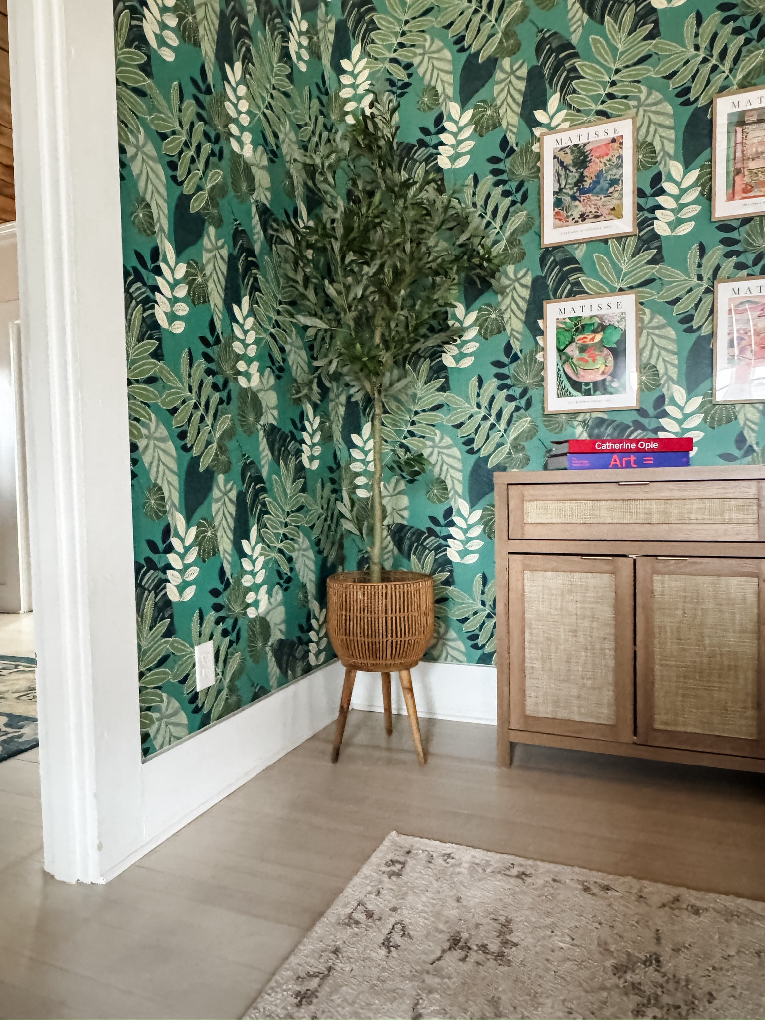 Modern and cute home decor space! 

Home, home decor, Amazon, Amazon home, Amazon home decor, Amazon finds, interior design, modern decor, side table, wallpaper, wall posters 



#LTKStyleTip #LTKHome #LTKOver40