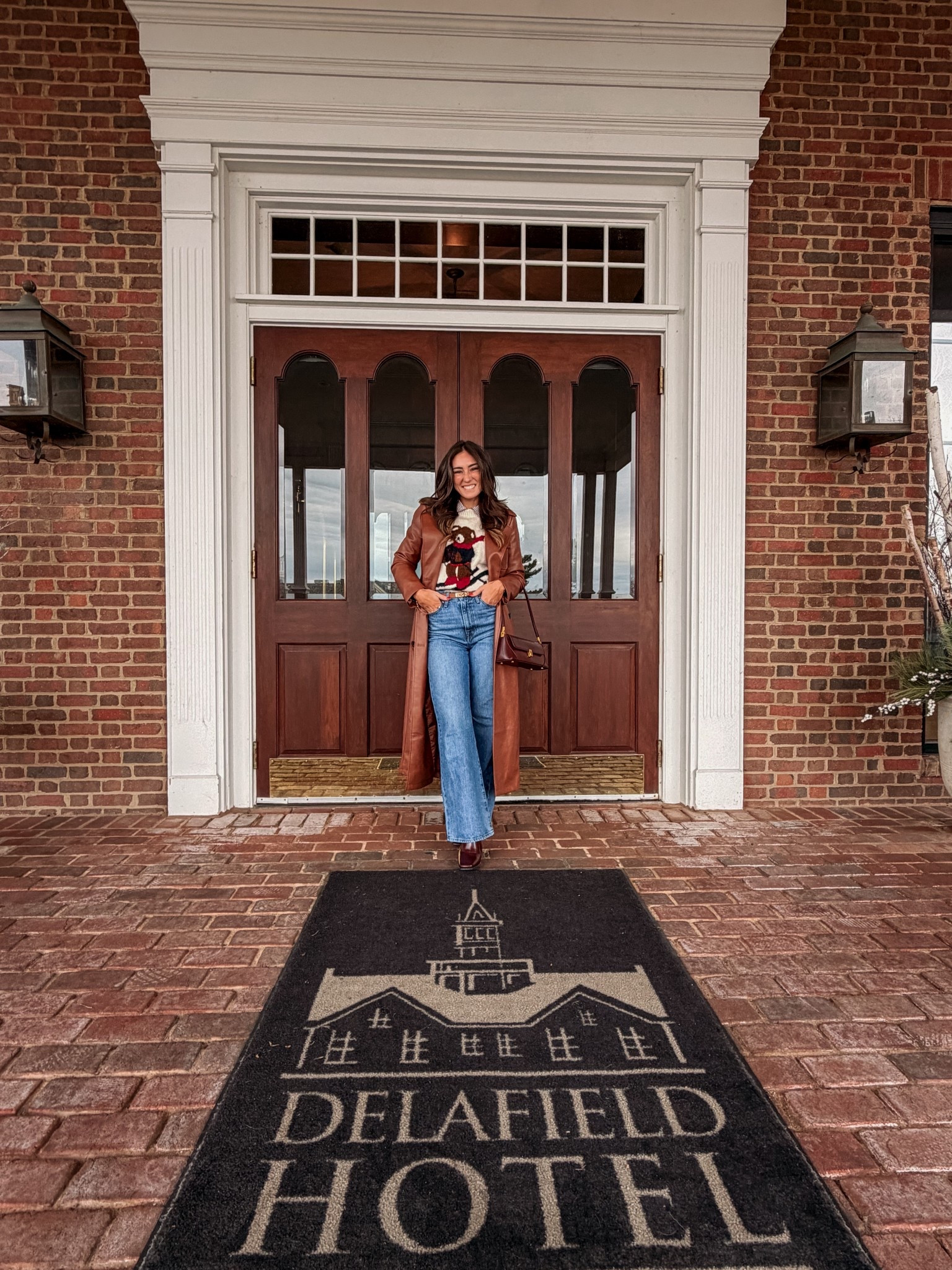 Who doesn’t love a good shopping outfit?! Exploring Delafield today!

Size small in the sweater extra small in the jacket size 2 in the jeans size 8 in the boots

#LTKHoliday #LTKootd #LTKgrwm