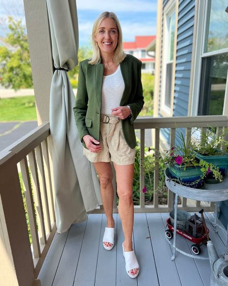 Fall transition outfit. Blazer with shorts. 

Use promo codes DOUSED10 for 10% off Gibsonlook and DOUSEDINPINK20OFF for 20% off Cecelia New York.



#LTKstyletip #LTKunder100 #LTKSeasonal