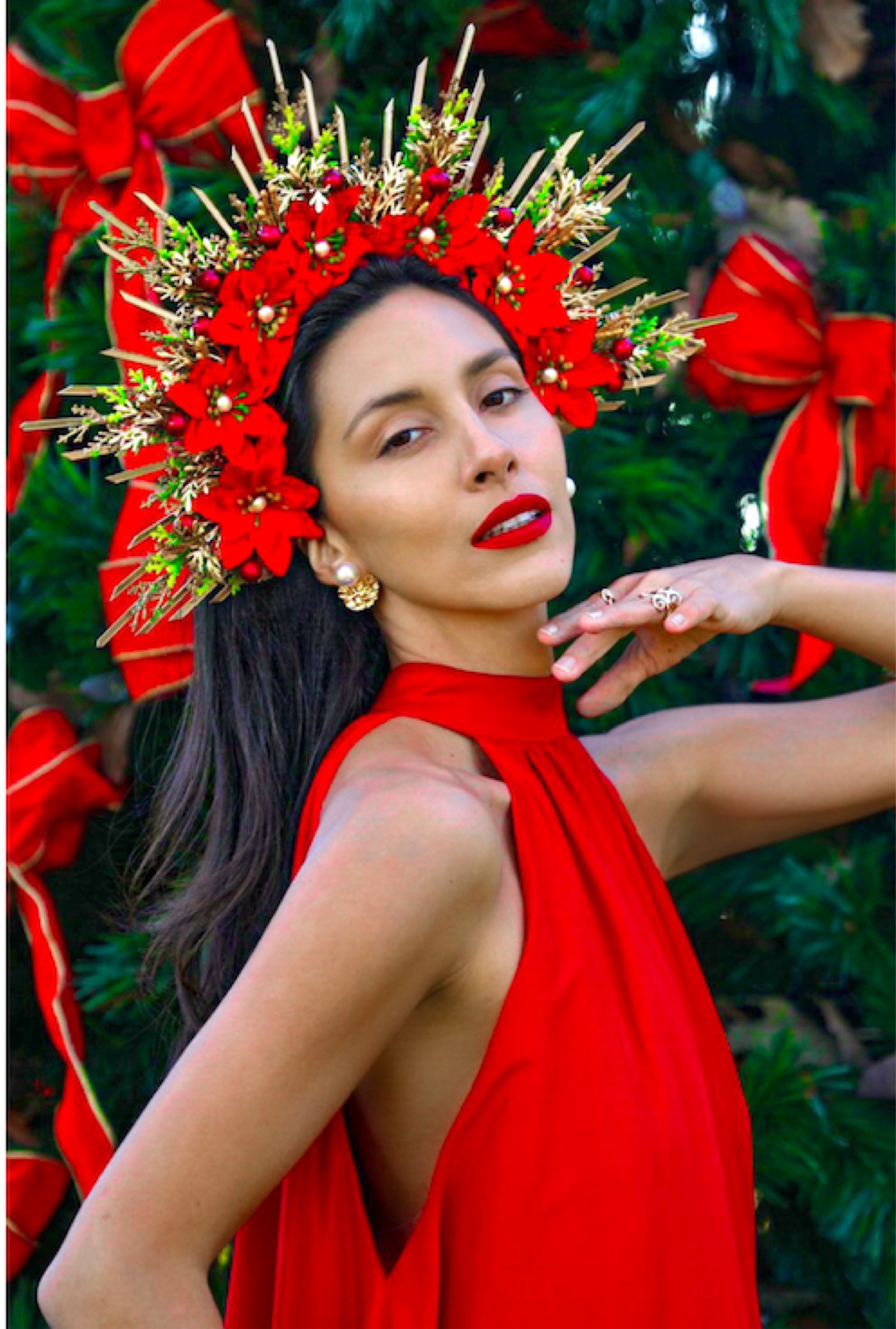 DAY 13:
Flowy gowns and poinsettia holiday crowns! 