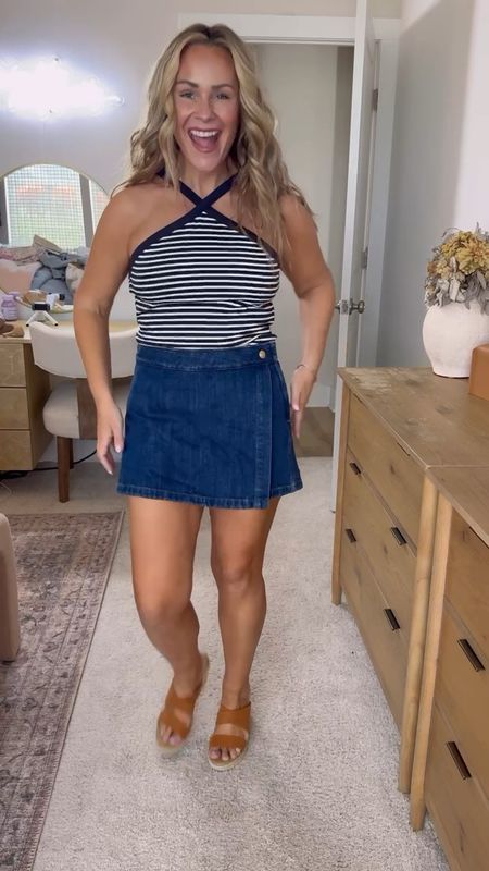 This skort is to DIE FOR 👏🏻👏🏻

I am wearing a size 6. Dress it up or down the options are endless! 

#petitefashion #petiteoutfit #pinterestfashion #pinterestoutfitidea #jcrew #trendylook #skortoutfit #chicmomoutfit

#LTKStyleTip #LTKSeasonal